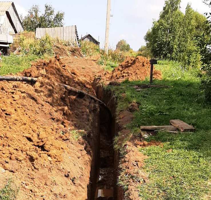 Замена водопроводных сетей в с.Малая Поляна