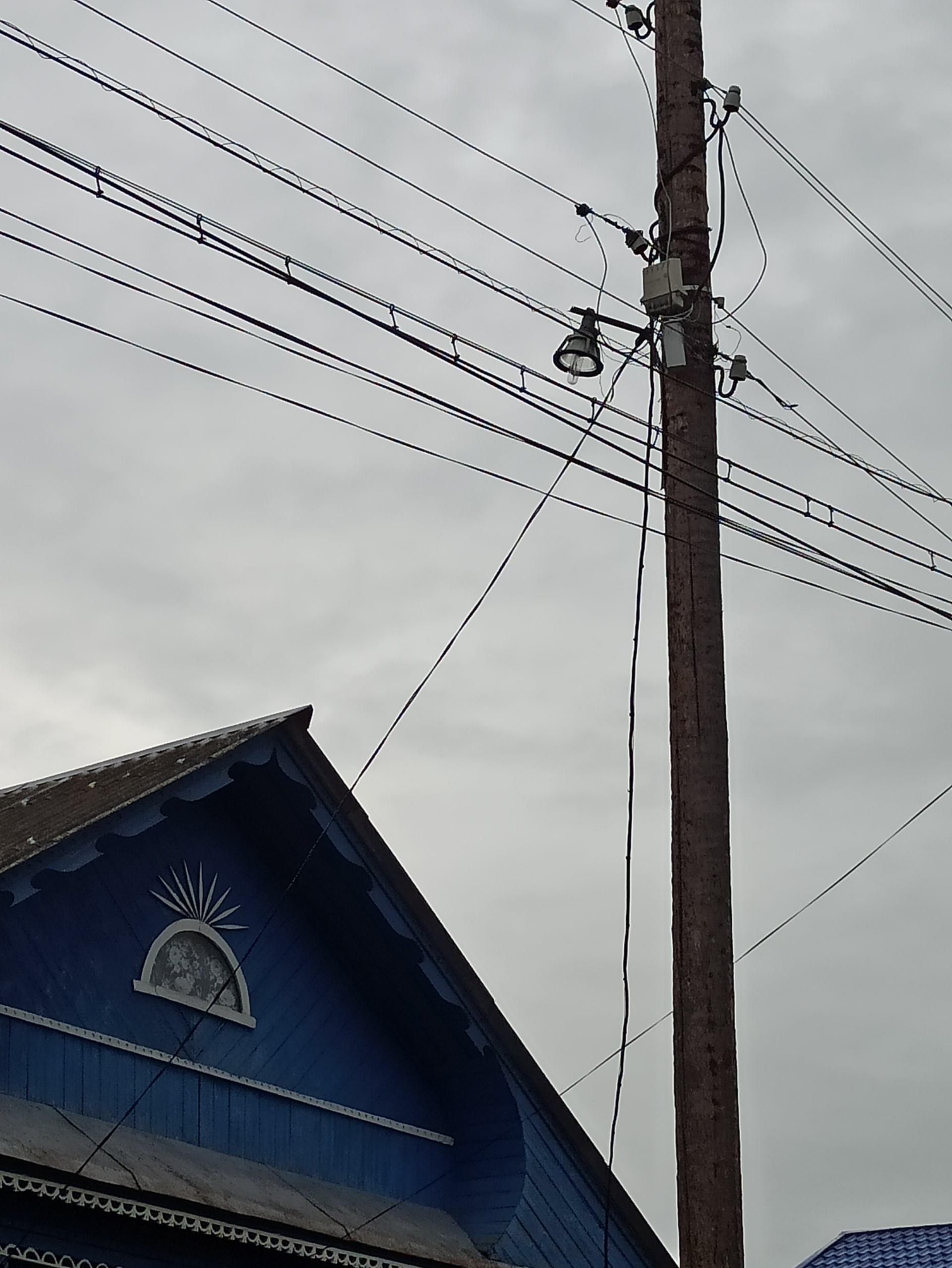 Ремонт уличного освещения  в с.Полховский Майдан Вознесенского муниципального округа Нижегородской области