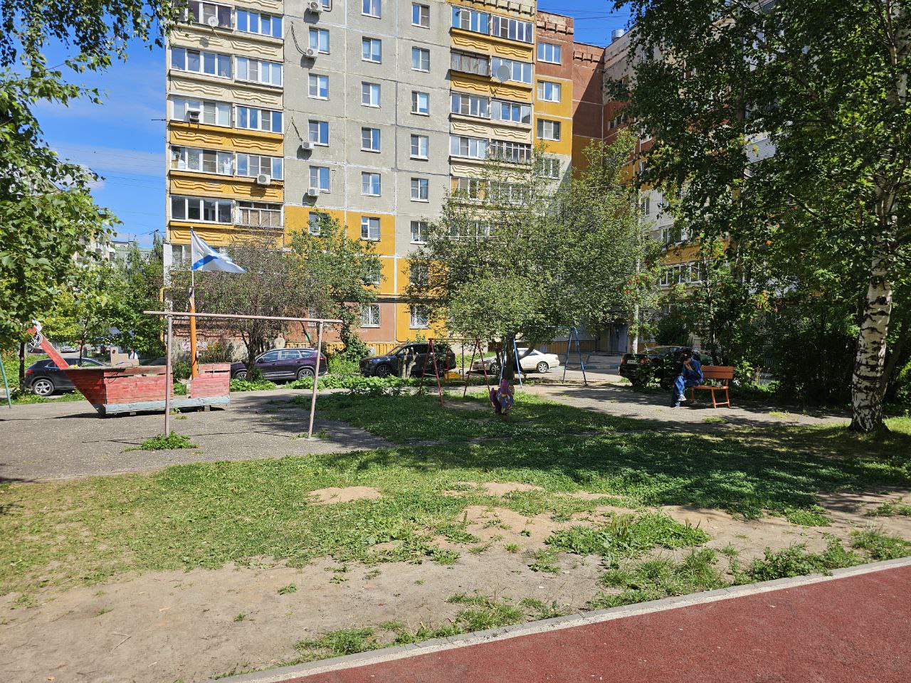 Устройство детской площадки по адресу: город Нижний Новгород, Нижегородский район, улица Верхне-Печерская у дома № 12