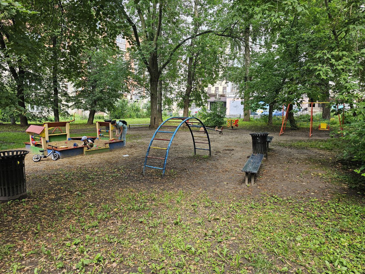 Устройство детской площадки по адресу: город Нижний Новгород, Нижегородский район, улица Студеная у дома № 7а