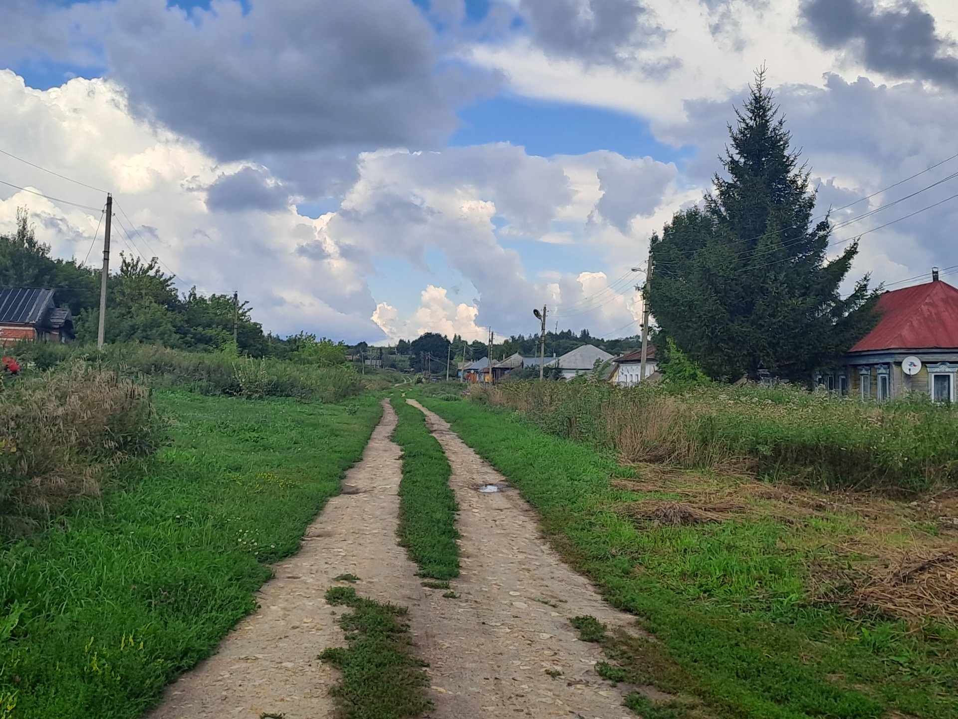 Ремонт дороги местного значения по ул.Ленина, ул.Центральная, ул.Зеленая от д. №19 до д.№31 с.Учуево-Майдан Починковского муниципального округа