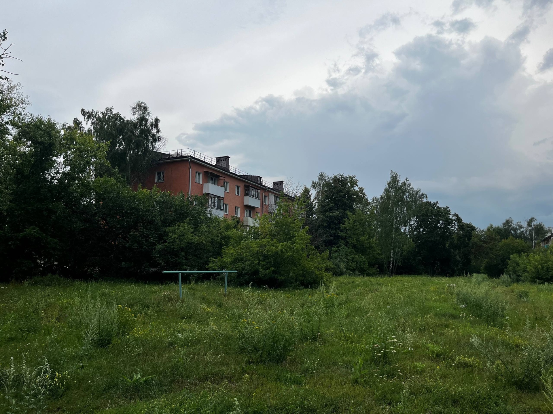 Устройство детской площадки по адресу: город Нижний Новгород, Сормовский район, ул. Светлоярская у д. 17