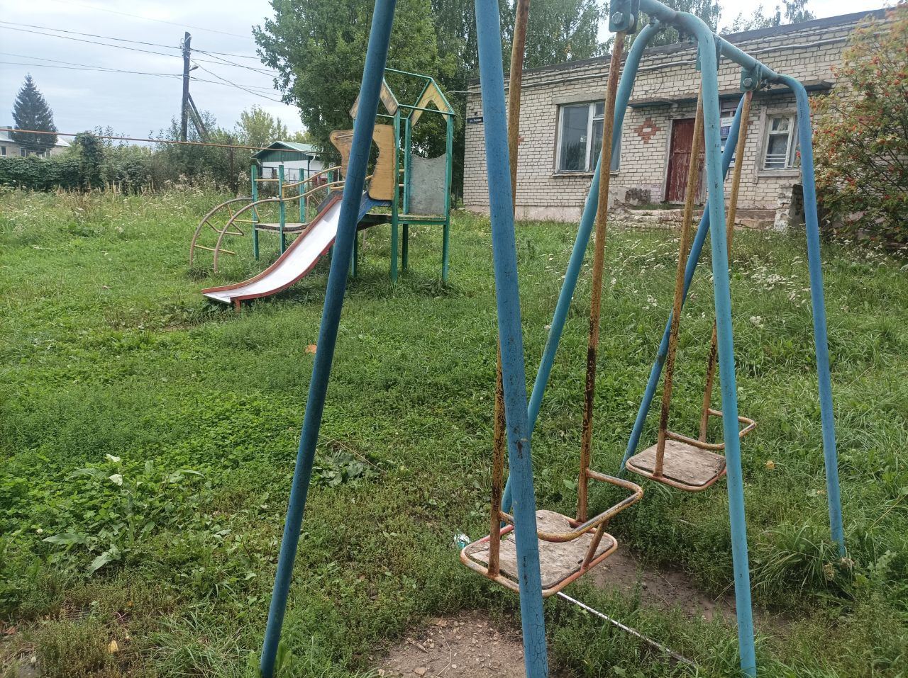 Приобретение и установка детского спортивного оборудования в селе Крутец Бутурлинского муниципального округа Нижегородской области