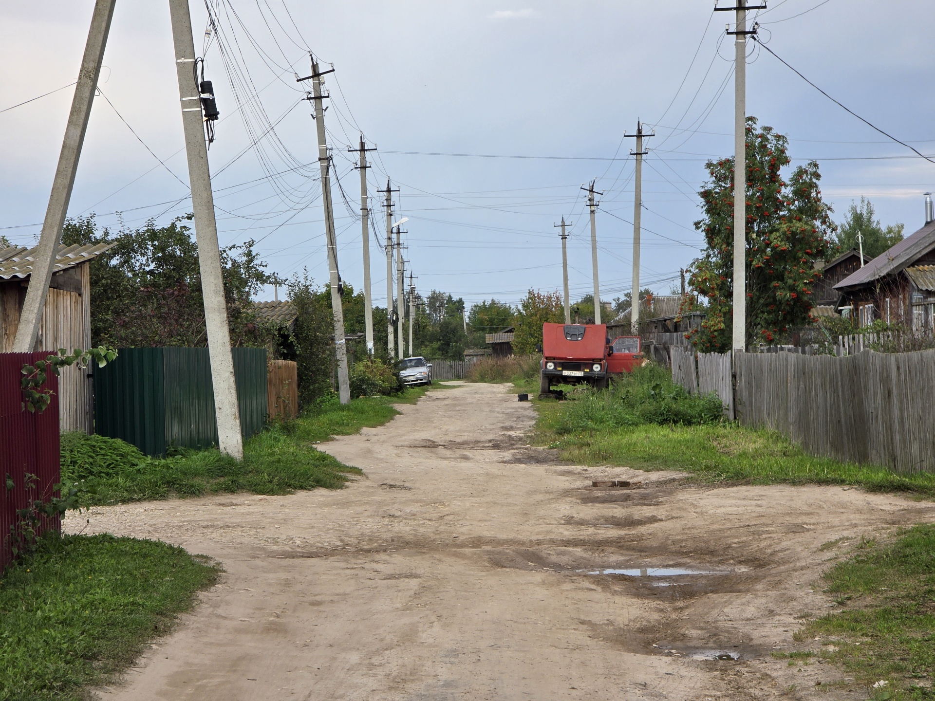 Ремонт автомобильных дорог и проездов щебнем по ул.Пионерская, участков дорог по ул.Есенина, ул.2-я Железнодорожная, ул.1-я Железнодорожная, ул.Озерная, ул.Мелиоративная, пер.Мичурина, ул.Маяковского, ул.Талькова, ул.Чехова, ул.К.Маркса, ул.Юбилейная, проезда с ул.Спортивная на ул.Школьная в р.п.Арья  Уренского муниципального округа  Нижегородской области