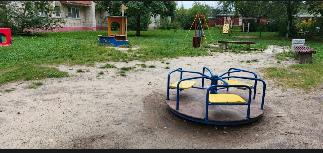 Благоустройство дворовой территории в микрорайоне 1 квартал 3 городского округа город Саров в районе домов ул.Силкина, 8а, 10.