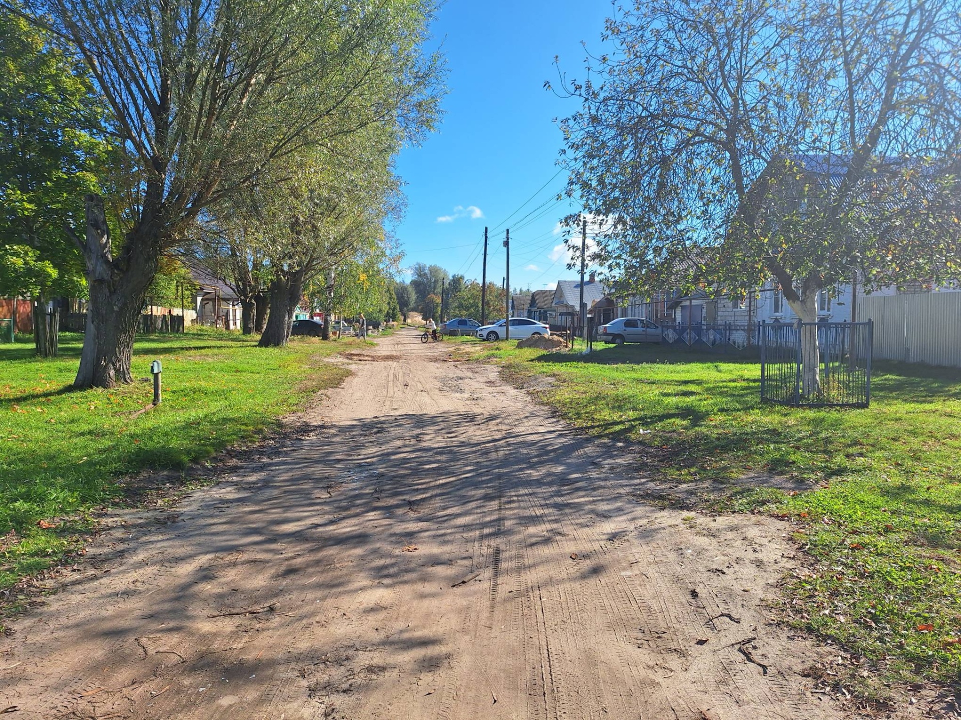 Ремонт автомобильной дороги 22 415 553 ОП МП 76, расположенной по адресу: Нижегородская область, городской округ город Выкса, с. Борковка, ул. Сосновая от д.4 до д.20. Ремонт автомобильной дороги 22 415 553 ОП МП 64, расположенной по адресу: Нижегородская область, городской округ город Выкса, с. Борковка, ул. 1 Мая от пересечения с ул. Зеленая до д.100