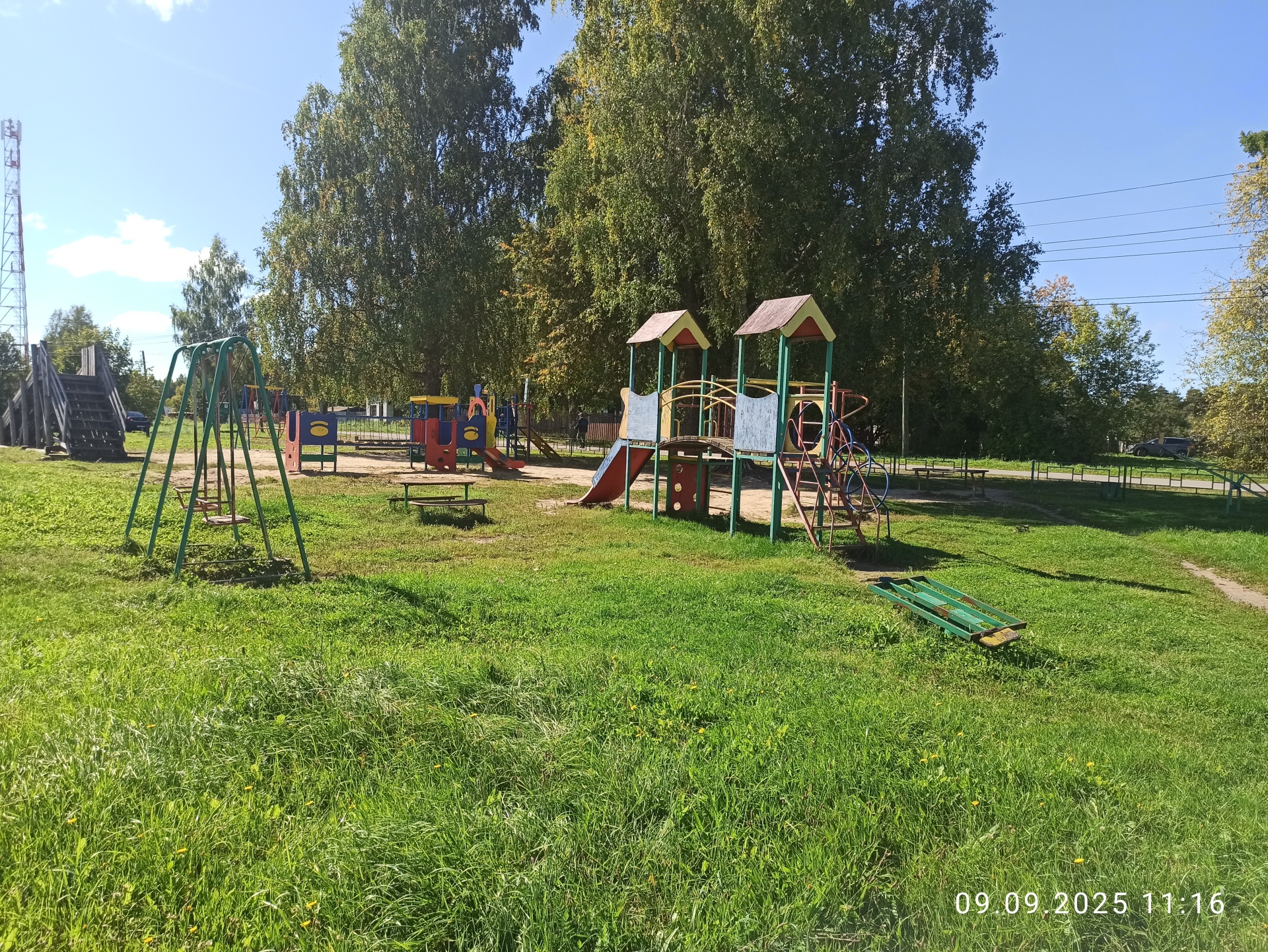 Ремонт детской площадки в п.Восход.