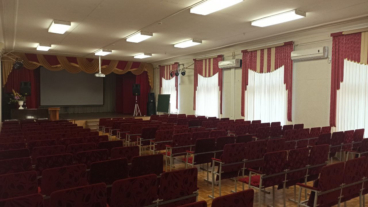 Ремонт здания МБОУ Лицея № 3 (Ремонт актового зала)