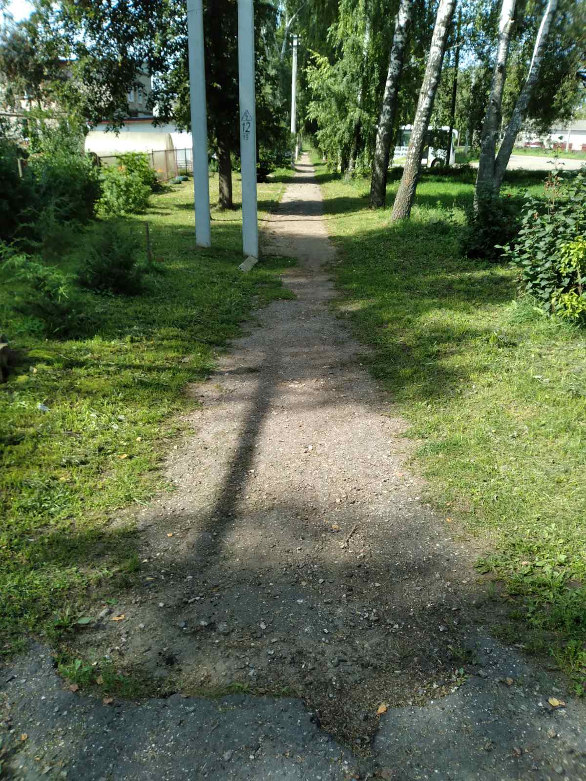 Ремонт пешеходного тротуара от здания №84 до дома №65 по ул. Пакина, от дома 64 ул. Пакина до дома №43 ул. Клокова с. Холязино  Большемурашкинского муниципального округа Нижегородской области