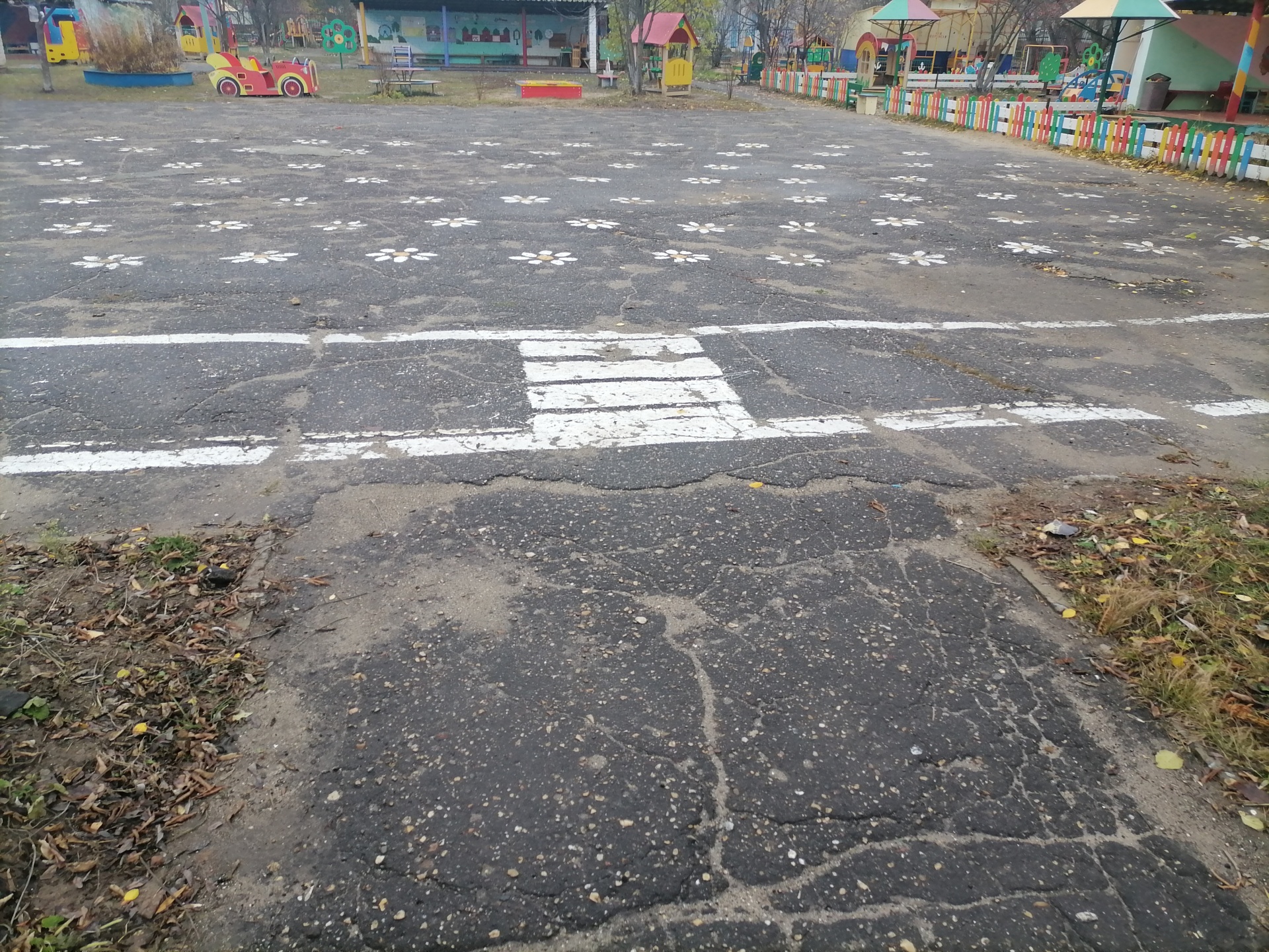 Выполнение работ по текущему ремонту асфальтобетонного покрытия на территории МБДОУ "Детский сад 461", по адресу: г. Нижний Новгород, ул.Адмирала Макарова, д. 5, кор.3 (часть 1)