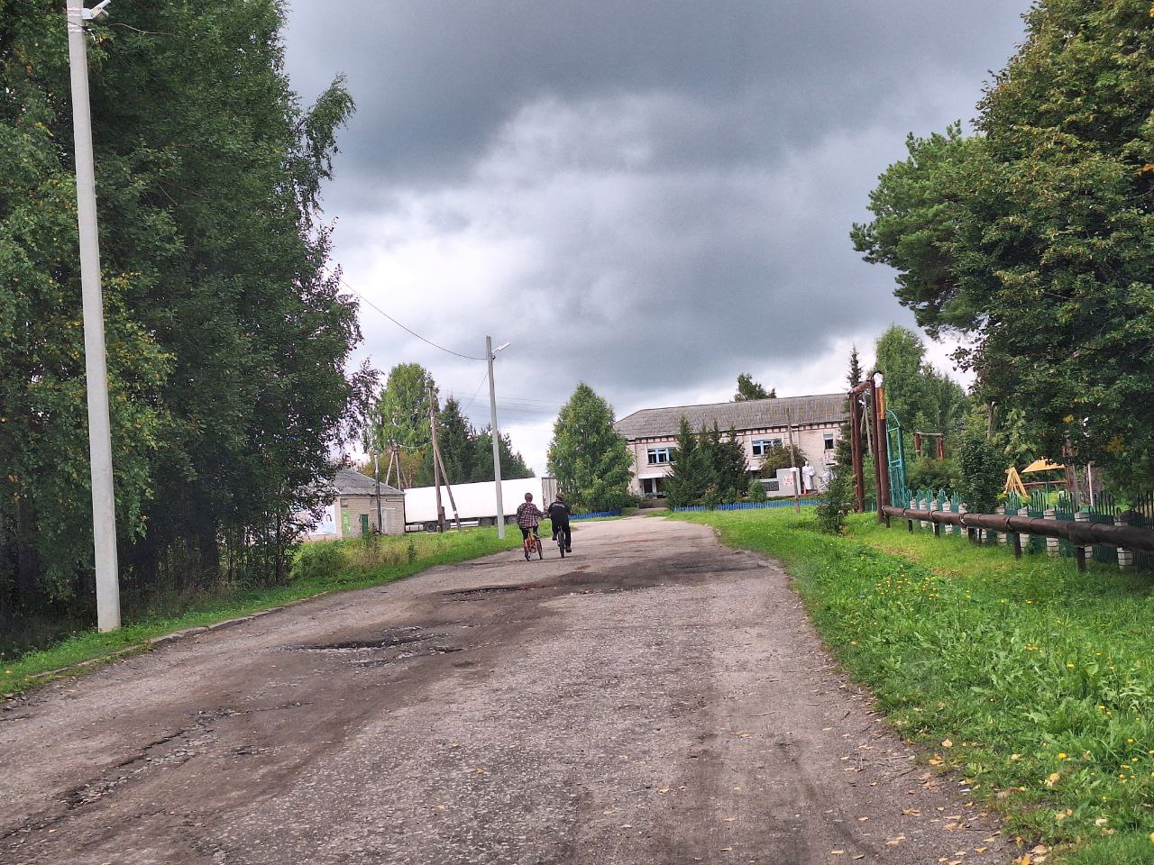 Выполнение работ по ремонту автомобильной дороги по ул.Молодежная и по проезду между ул.Широковская и ул.Новая  в с.Б.Широкое м.о.г.Шахунья Нижегородской области