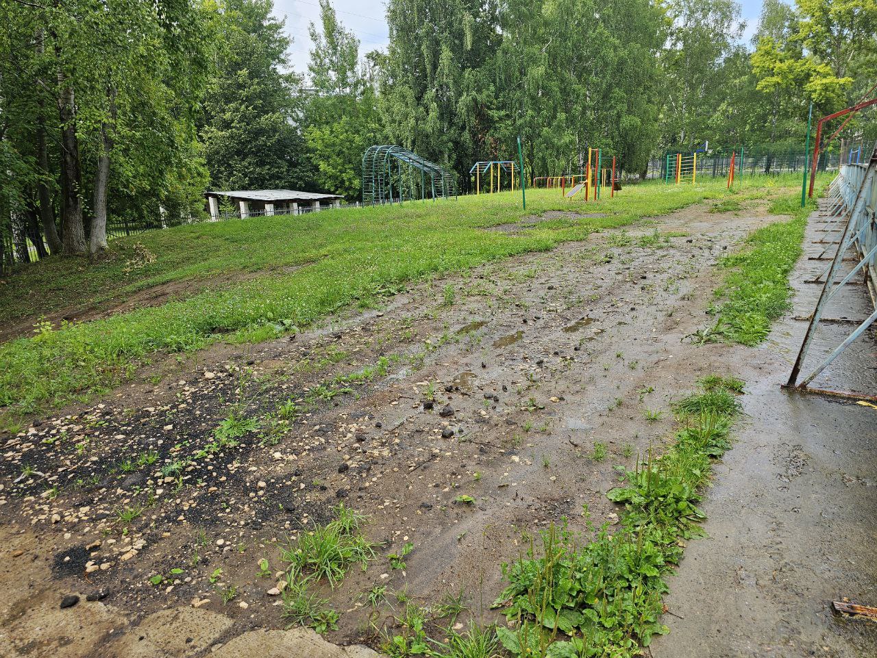 Устройство беговой дорожки на территории МАОУ «Школа № 42», г. Нижний Новгород, ул. Верхне-Печерская, д. 3А