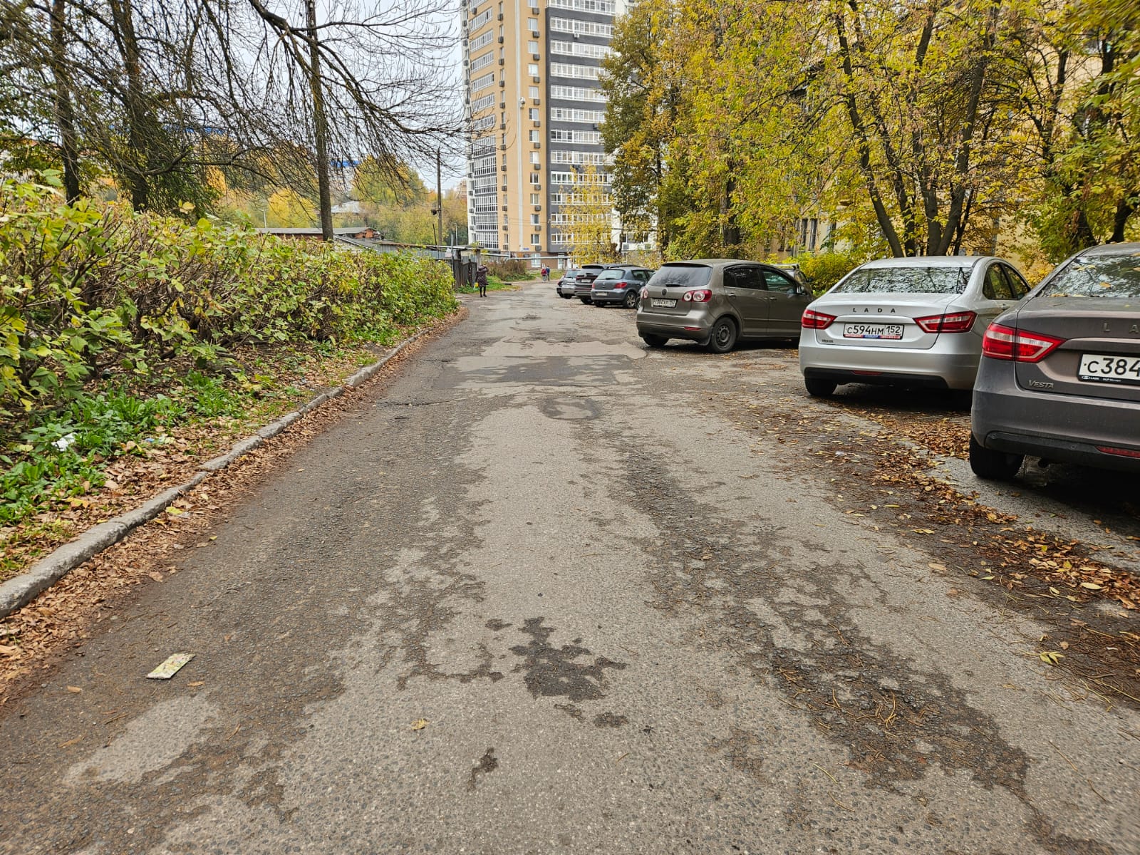 Выполнение работ по ремонту объекта "Проезд от ул. Бекетова до ул. Пушкина (вдоль поликлиники N 34)" (ремонт проезда и парковочных карманов в районе домов 10, 10А, 10Б по ул. Бекетова) в Советском районе города Нижнего Новгорода