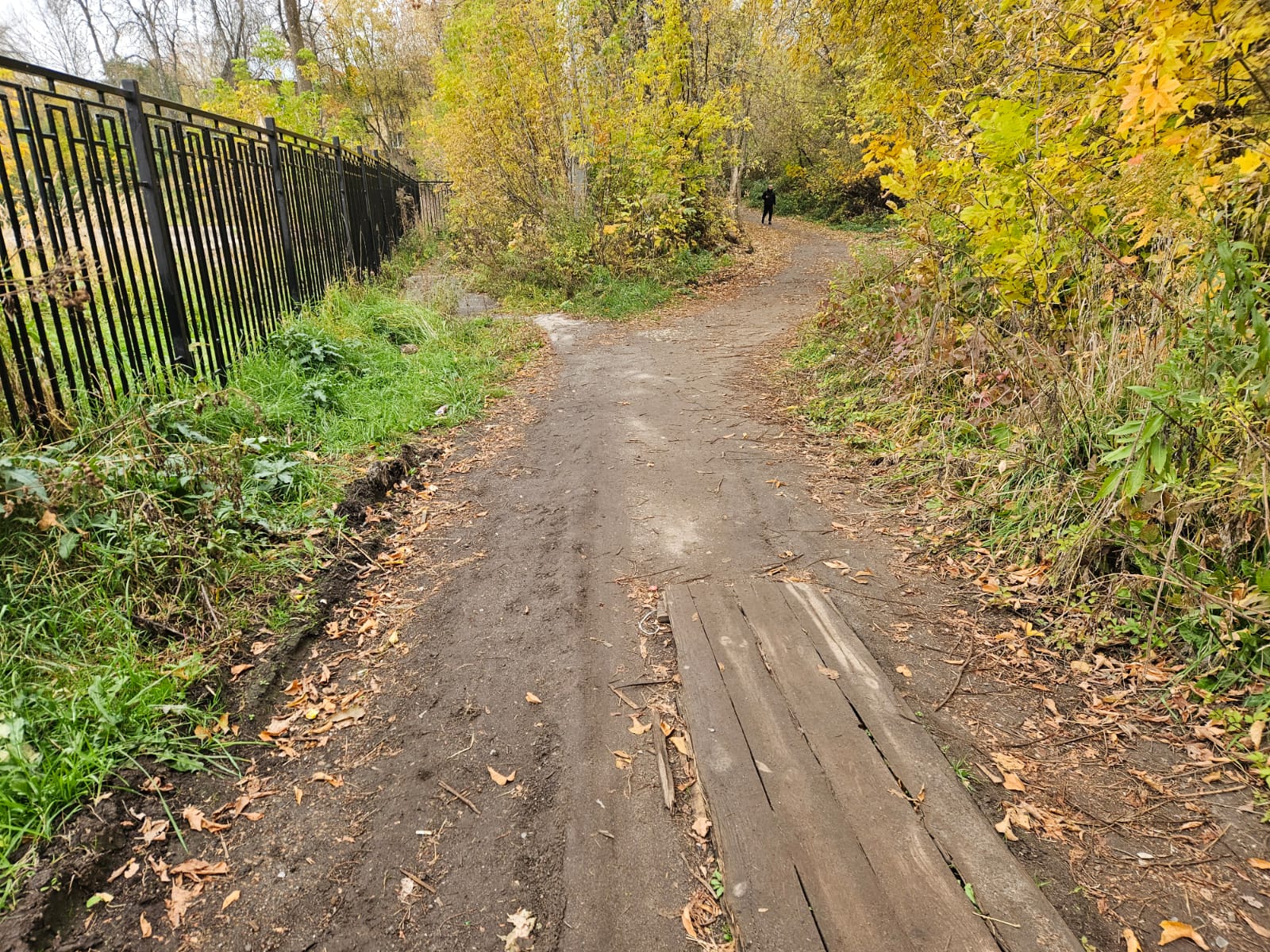 Выполнение работ по ремонту объекта "Проход к шк. 135 от магазина до асфальтовой дорожки" (ремонт покрытия от ул. Горбатовская до границы с Приокским районом в районе д. 45 по ул. Манежная) в Советском районе города Нижнего Новгорода