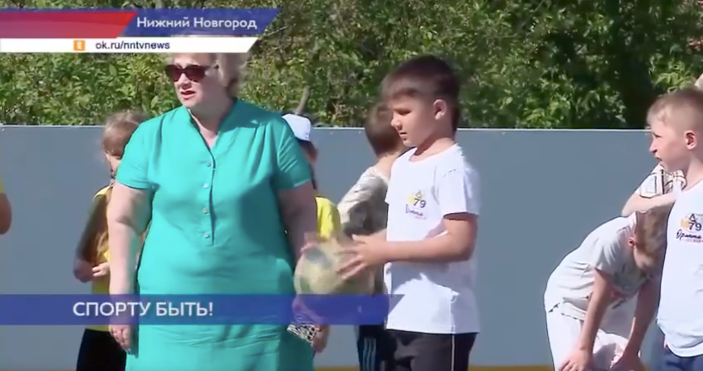 Спорт объединяет: новая жизнь хоккейной коробки в школе №79
