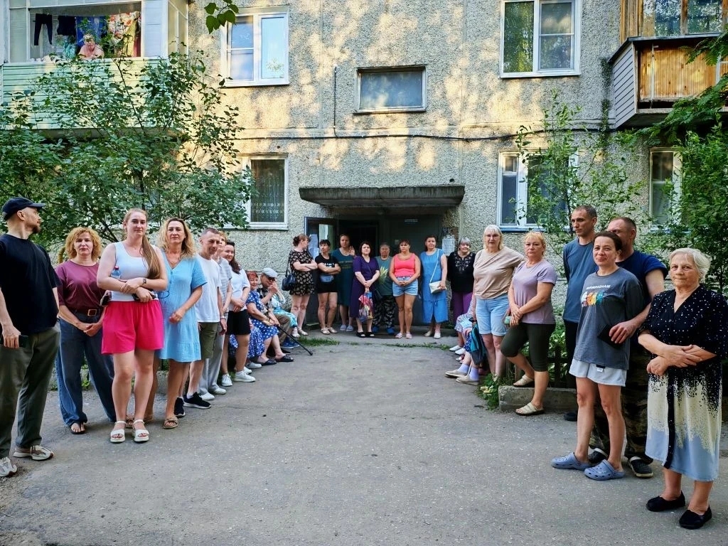 Благоустройство придомовой территории дома 13 по ул.Больничная в р.п.Гидроторф Балахнинского муниципального округа