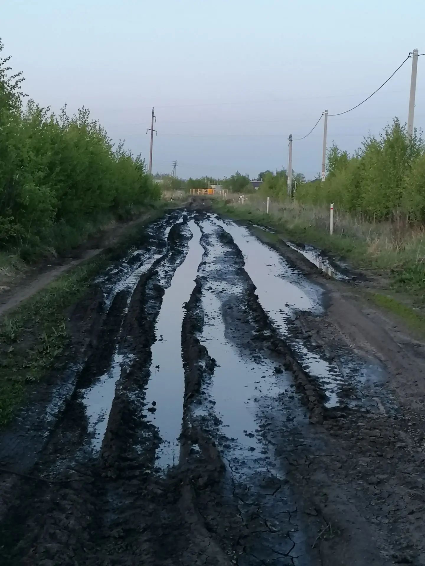 Ликвидация пучинообразований на автомобильной дороге по ул.Лазурная в мкр. «Радужный» с.Красное городского округа город Арзамас Нижегородской области
