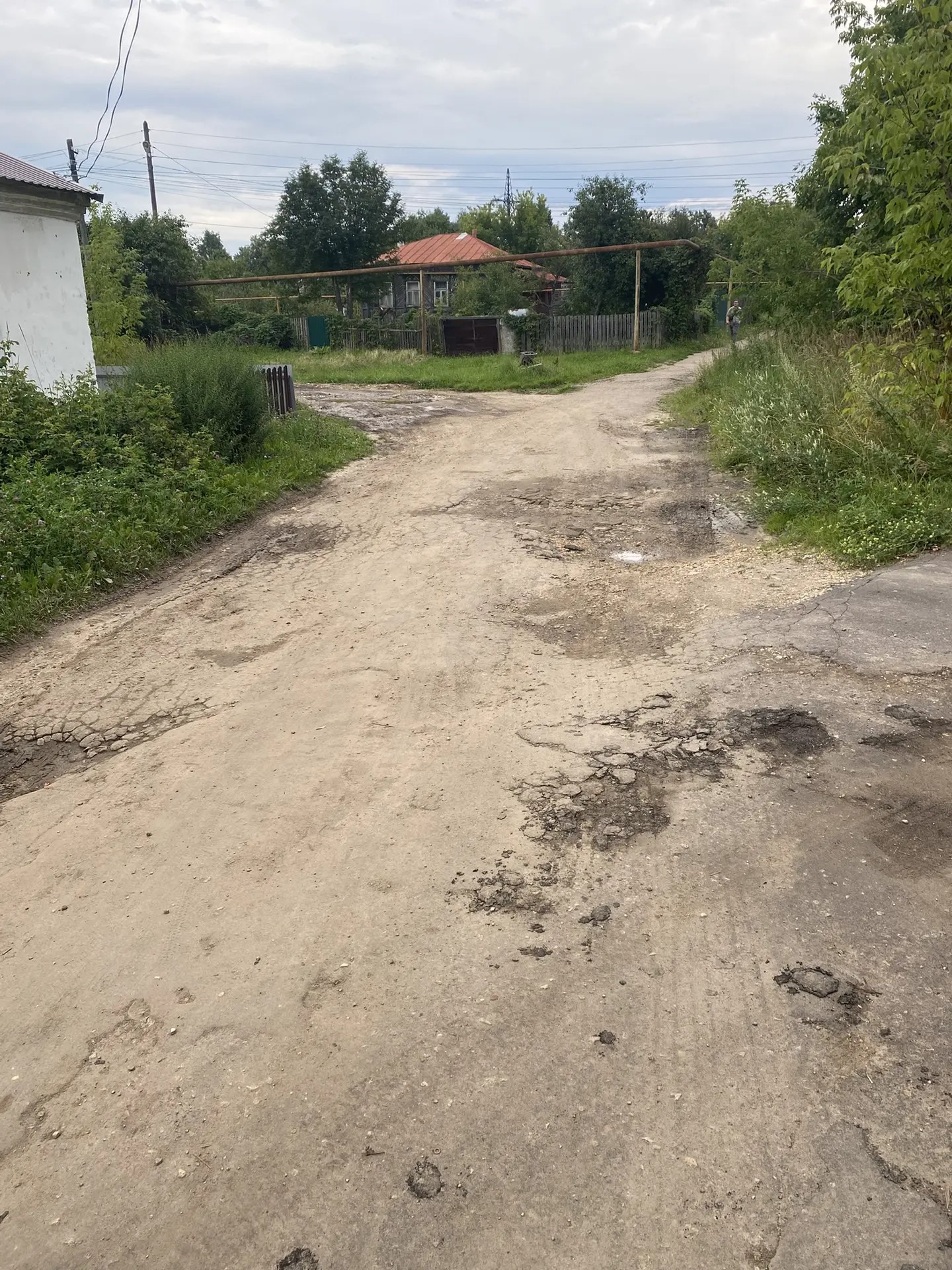 Ремонт автодороги по ул. Комсомольская в р.п. Сосновское протяженностью 320 м., шириной 4 м.