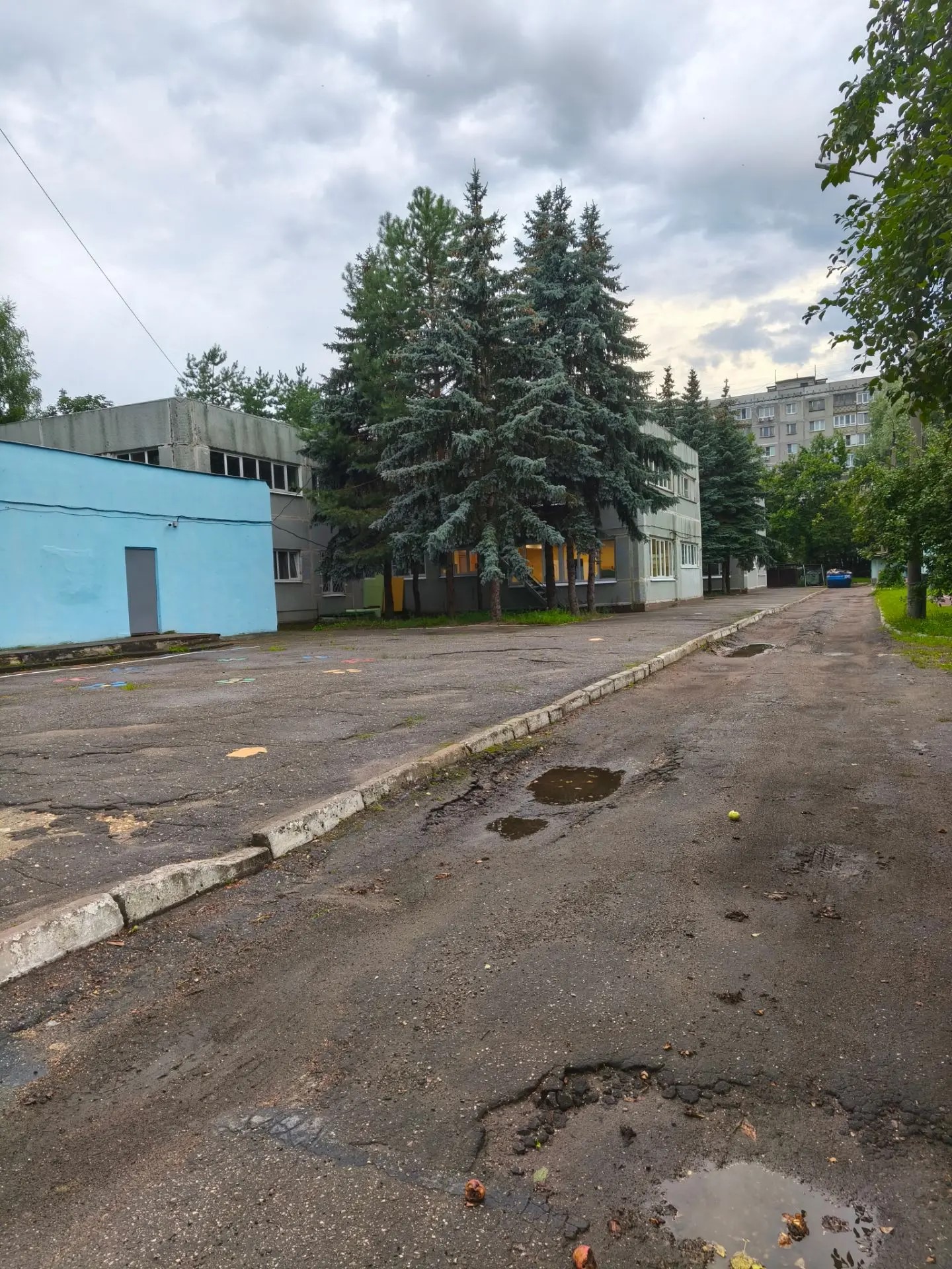 Выполнение работ по ремонту асфальтобетонного покрытия на территории МБДОУ "Детский сад № 458" по адресу: г. Нижний Новгород, ул. Адмирала Макарова, дом 2, корп. 1.