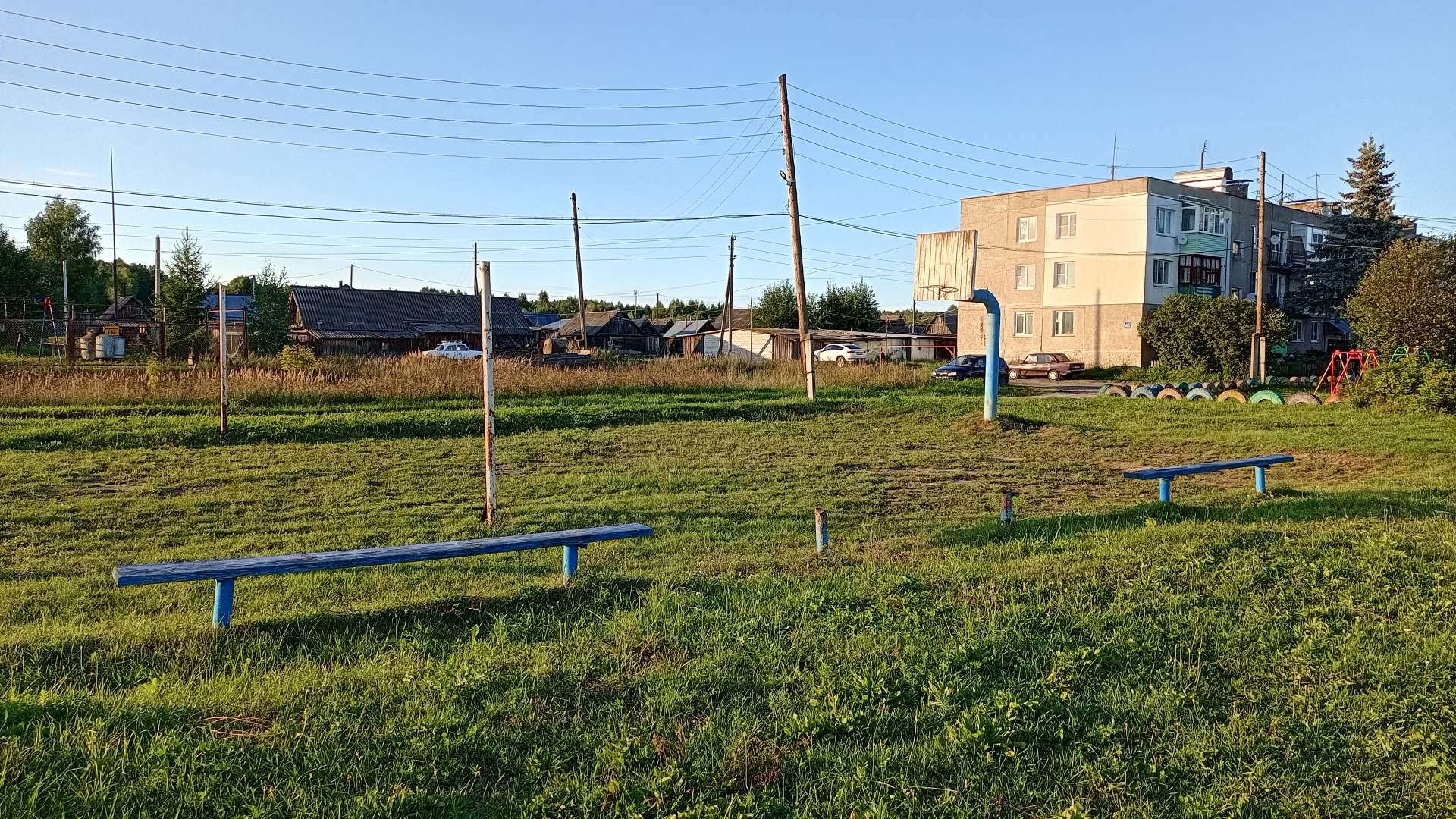 Благоустройство детской площадки в деревне Дроздово