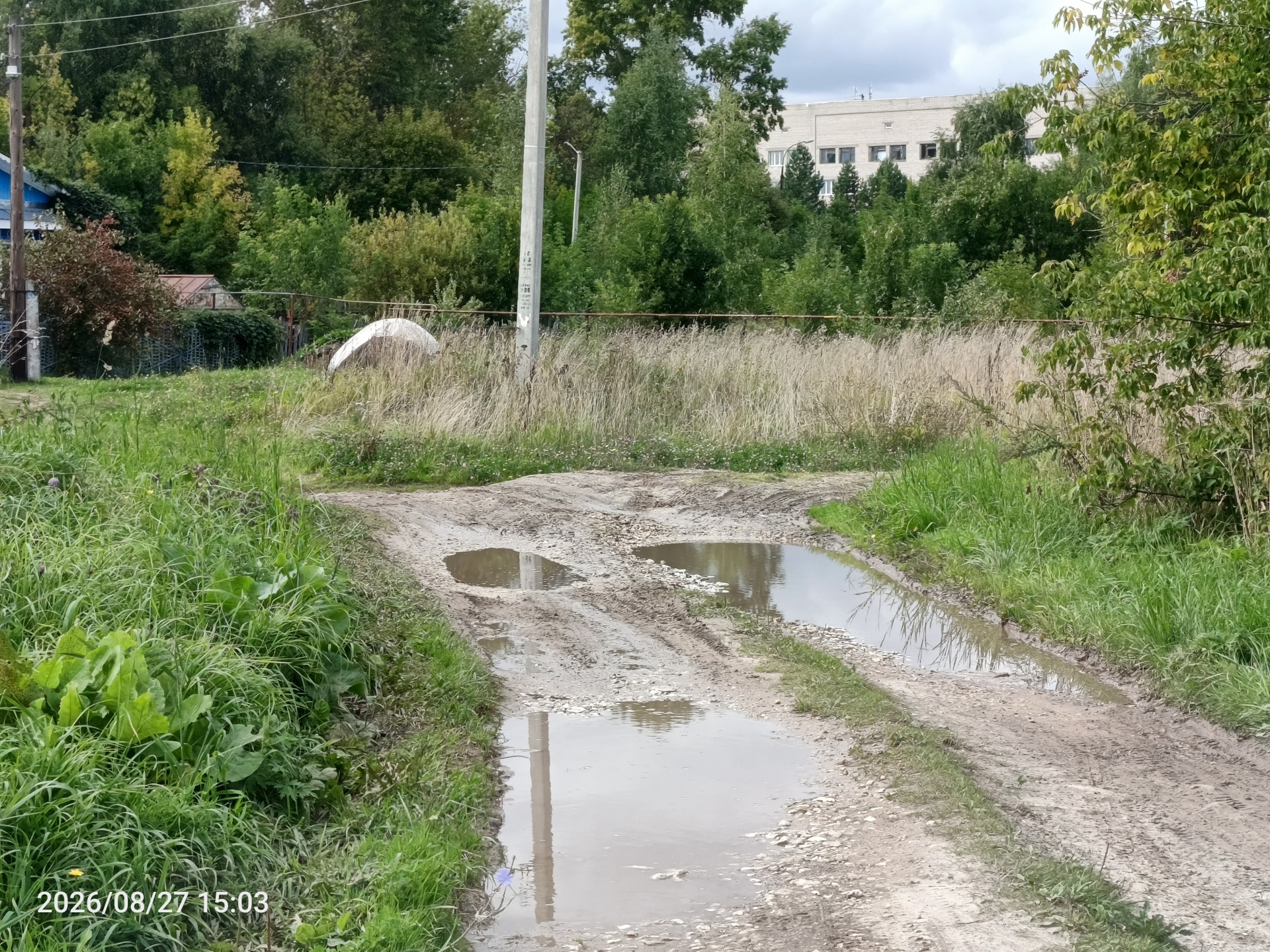 Ремонт автодороги по ул. Школьная в р.п. Сосновское протяженностью 256 м, шириной 4 м