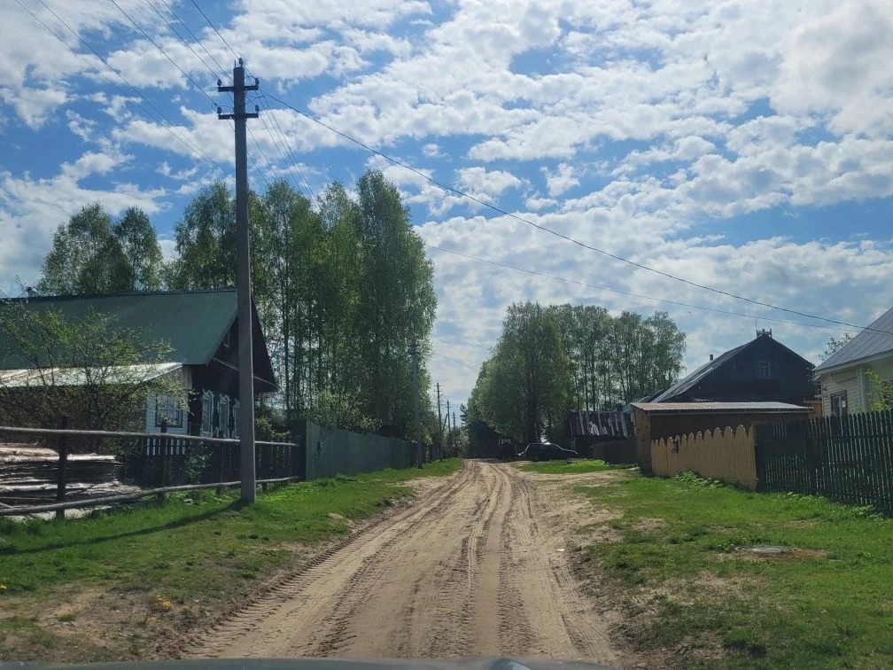 Устройство асфальтобетонного покрытия дороги по адресу: с. Ильино-Заборское м. о. Семеновский Нижегородской области  ул. Большая Школьная (от ул. Приовражная до ул. Малая Школьная), ул. Малая Школьная и ул. Калинина от д. 5 до д. 15