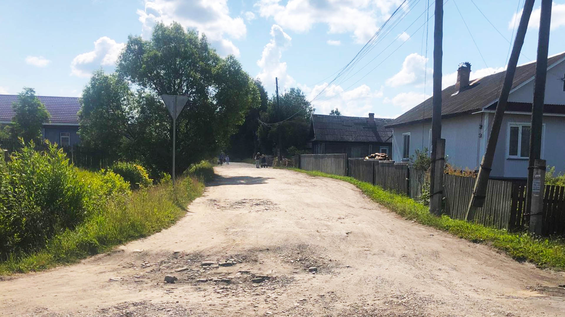 Ремонт дороги по ул.Свердлова (от ул.Рогожникова до ул.Студенческая), р.п.Вахтан