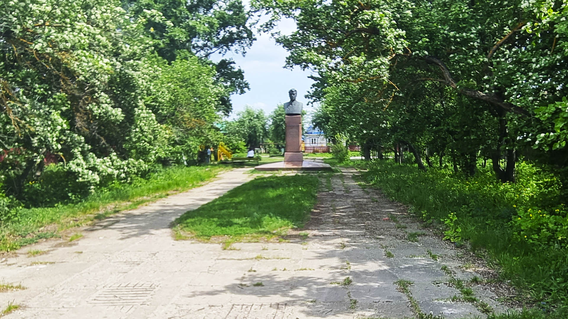 Благоустройство сквера им.Губкина, с.Поздняково