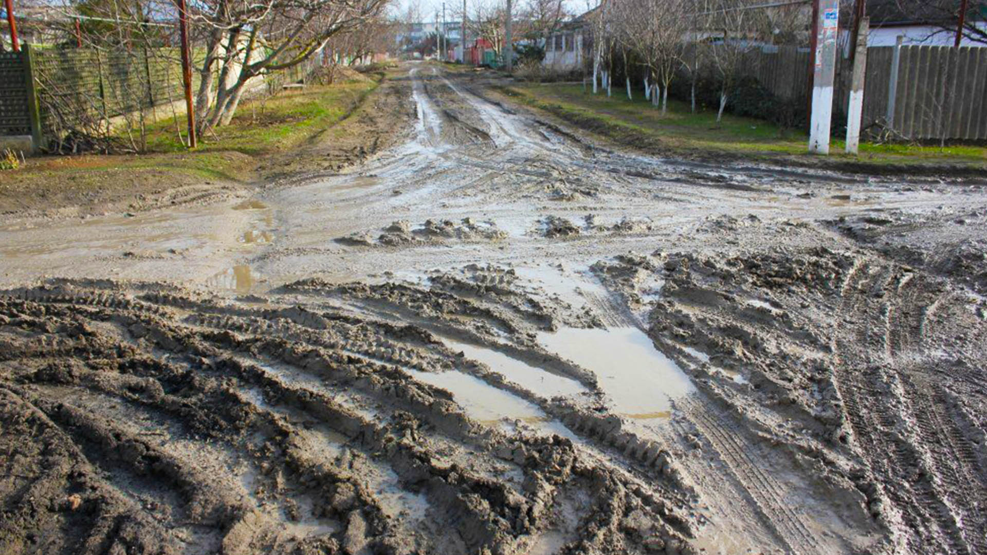 Ремонт дорог по ул.Мира, части ул.Торговый переулок, части ул.Восточной, п.ст.Суроватиха