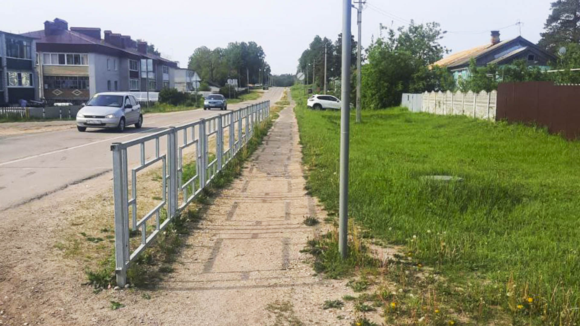 Благоустройство молодежной танцевальной площади с тротуаром около Дома культуры, п.Сатис