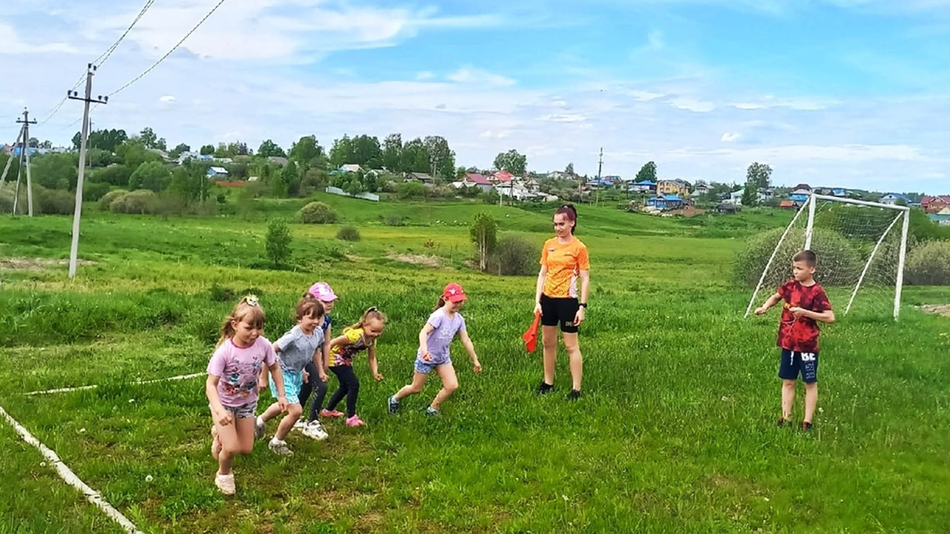 Установка спортивной площадки на ул.Восточная, д.1А, р.п.Сосновское 