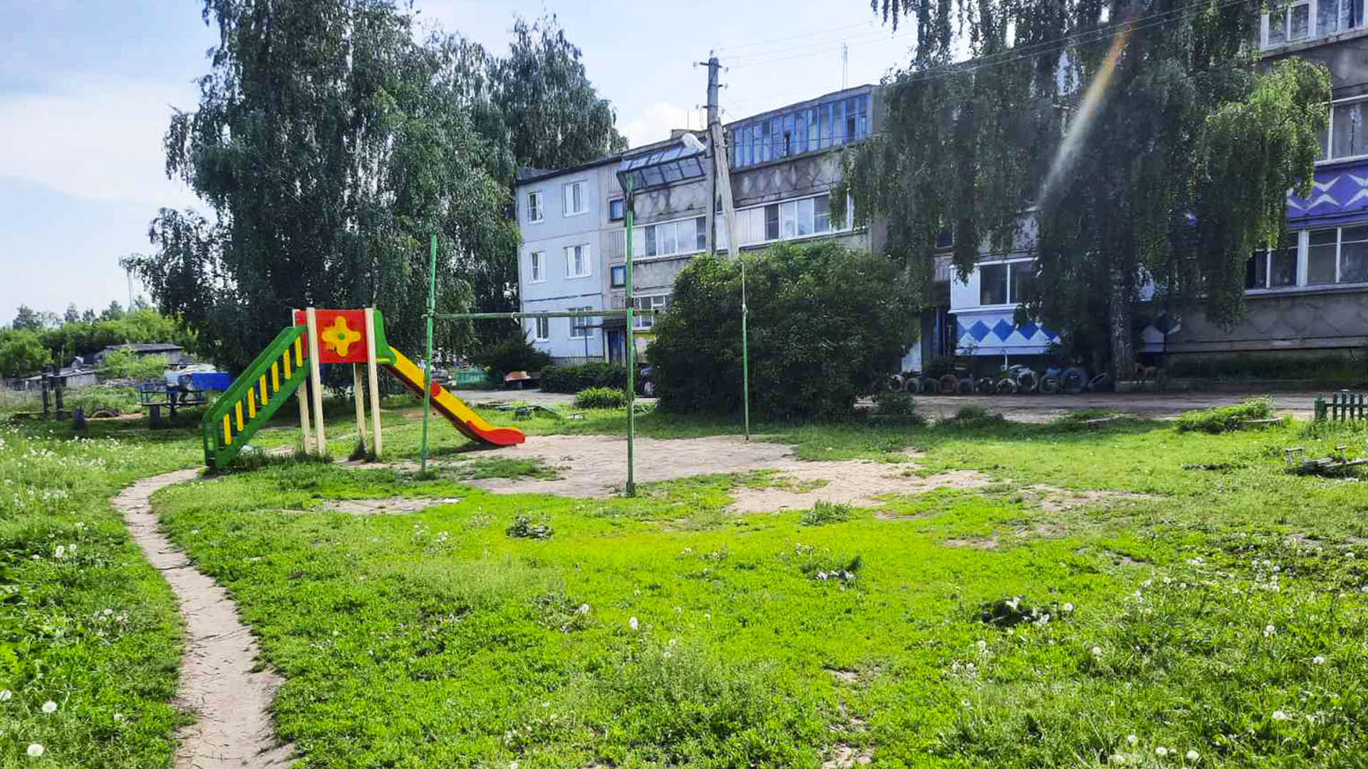 Установка детского игрового оборудования по пер.Заводской, р.п.Бутурлино 