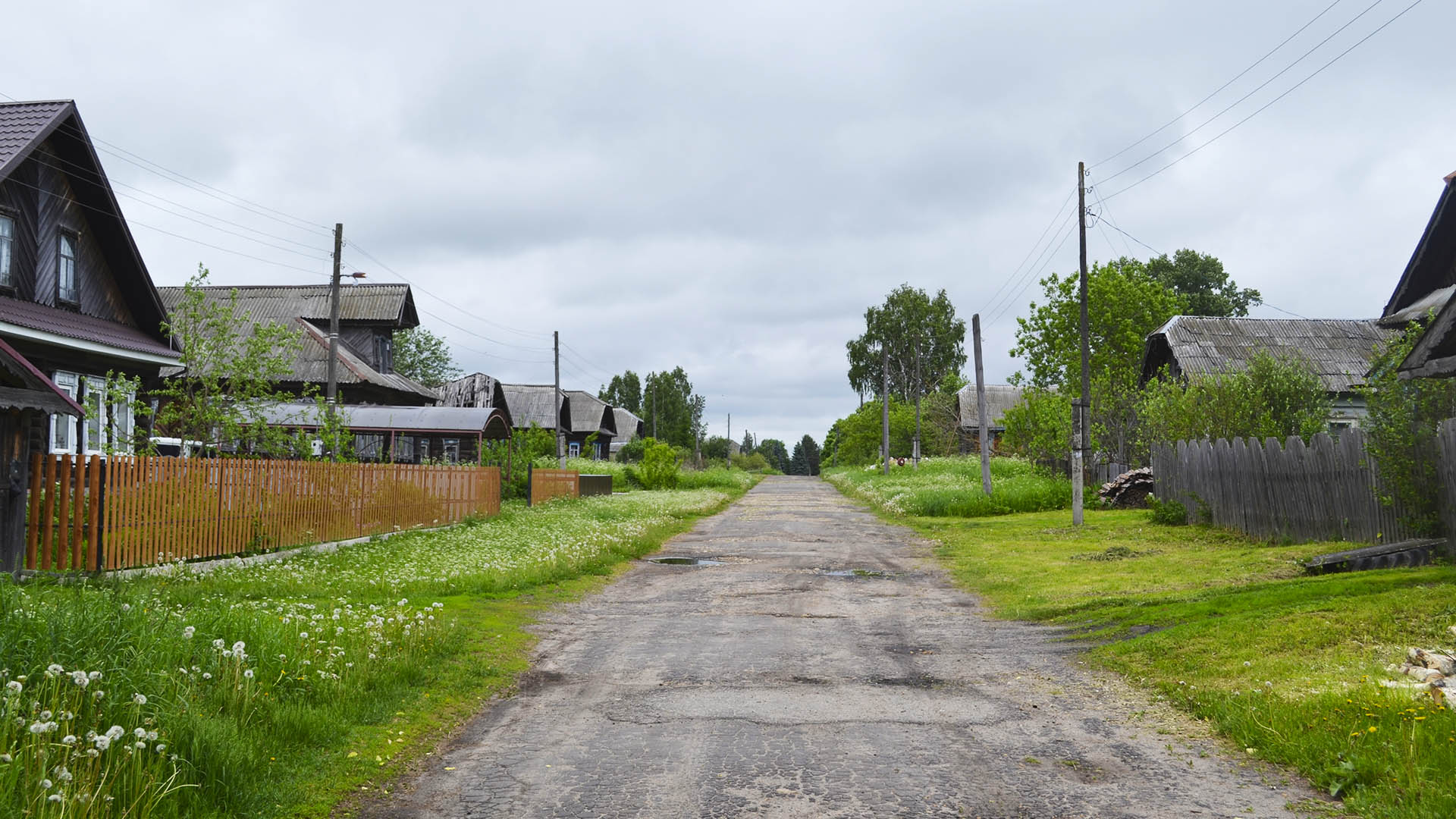 Ремонт участка дороги по ул.Центральная, д.1 - д.26, с.Пахутино 