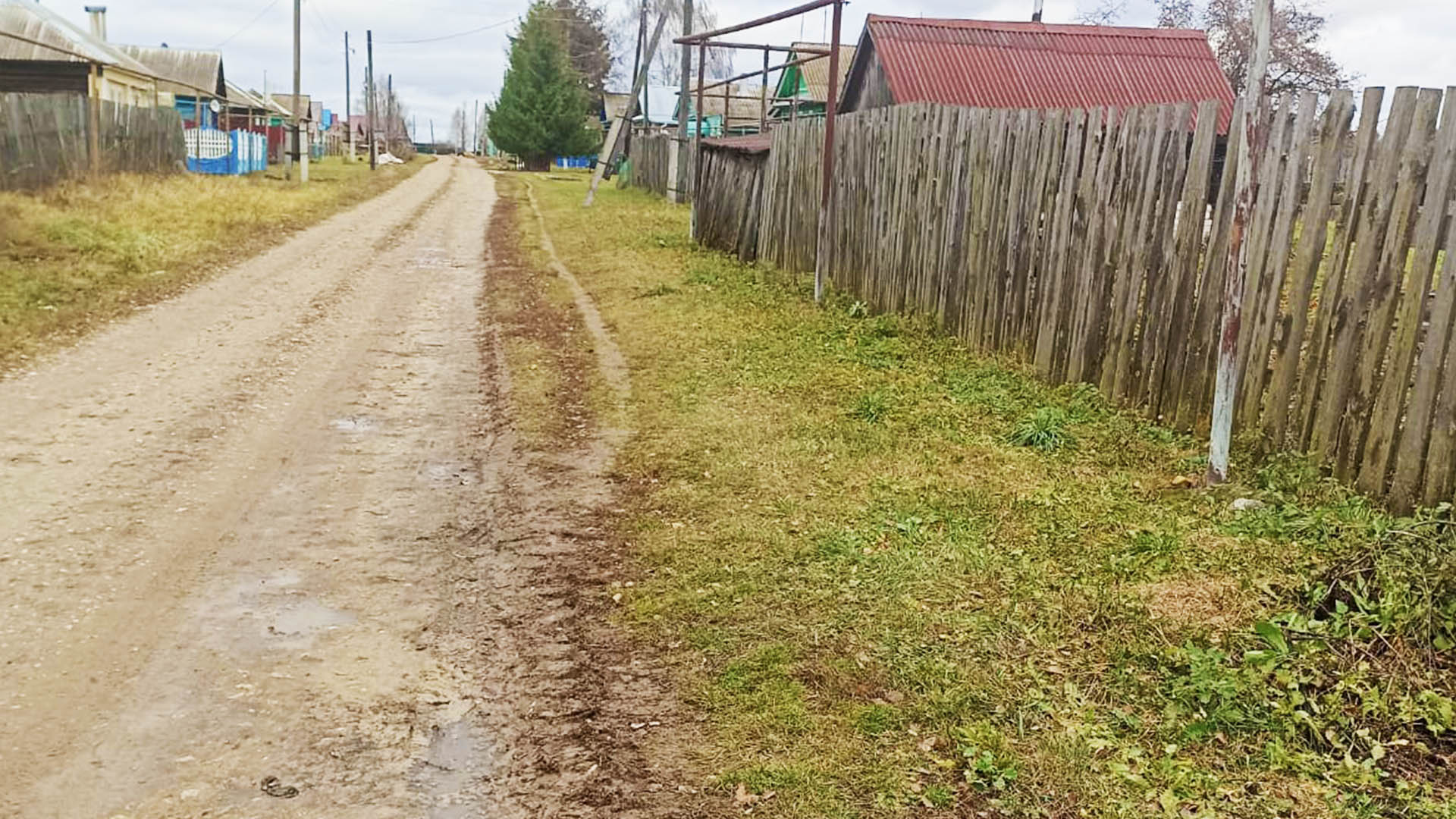 Ремонт водопроводных сетей по ул.Мира, ул.Молодежная, ул.Труда,
ул.Школьная, ул.Центральная, с.Размазлей