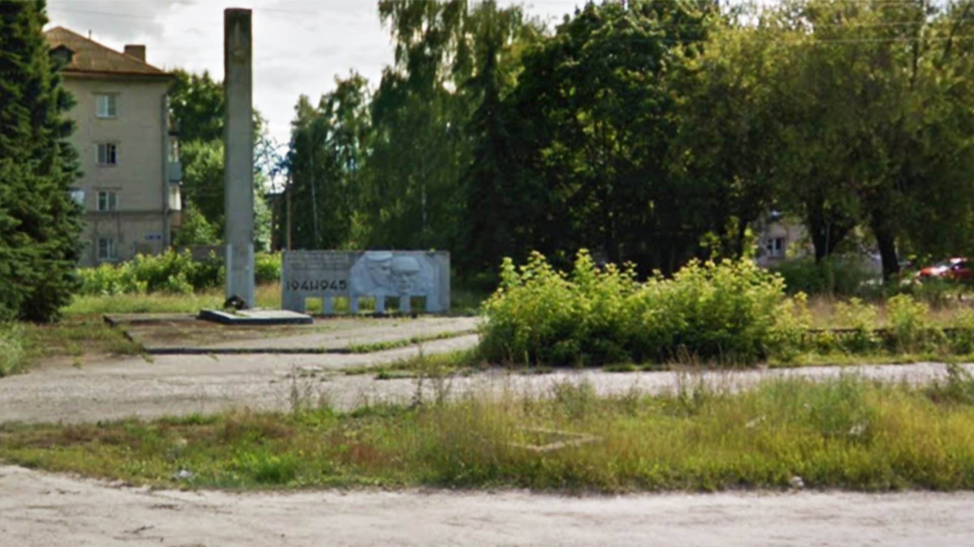 Обустройство мемориала "Павшим землякам" и прилегающей территории, г.Заволжье