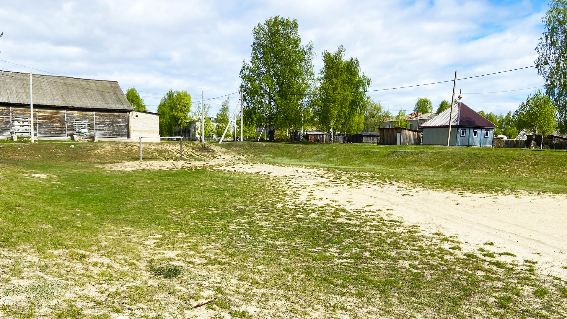 Ремонт спортивной площадки, п.Кузьмияр