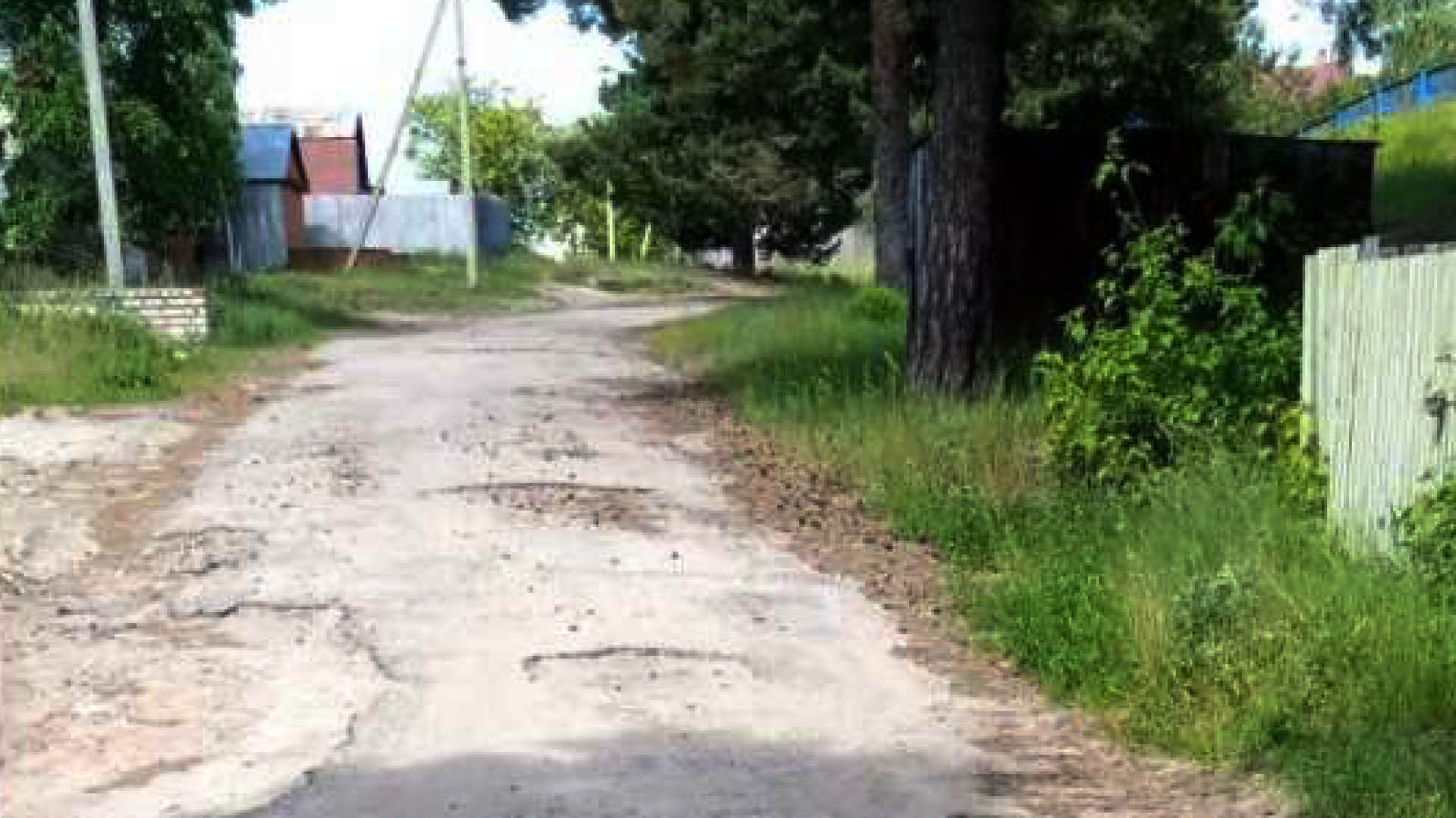 Ремонт участка дороги по ул.Садовая, от ул.Ленина до МАДОУ детский сад «Парус»,  п.Память Парижской Коммуны