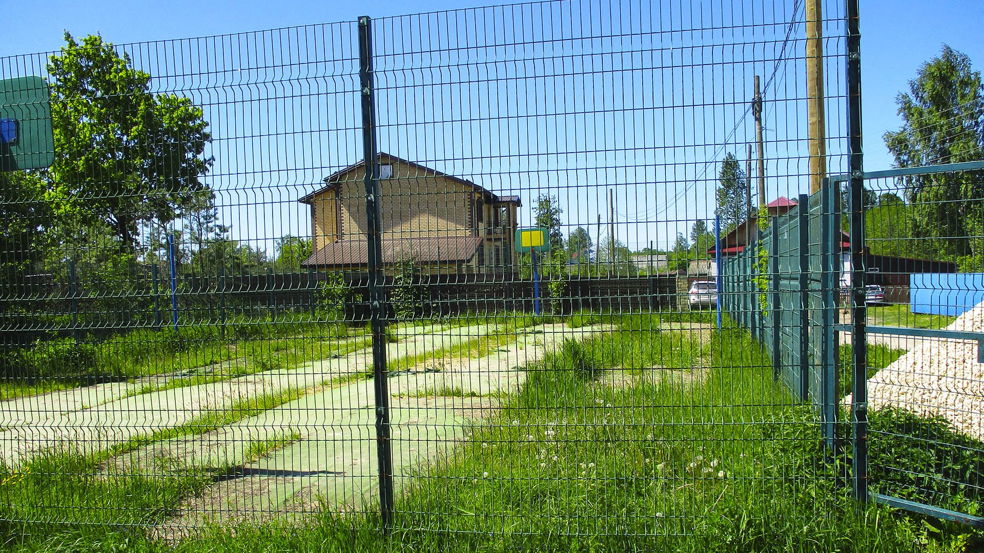 Устройство спортивной площадки по ул.Советская, с.Саваслейка
