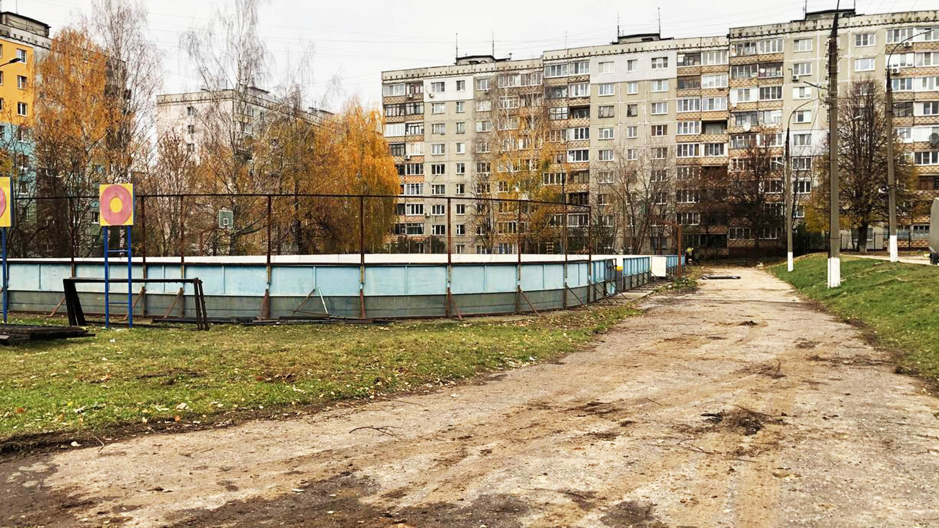 Устройство резинового покрытия на территории МБОУ "Школа №7", г.Н.Новгород