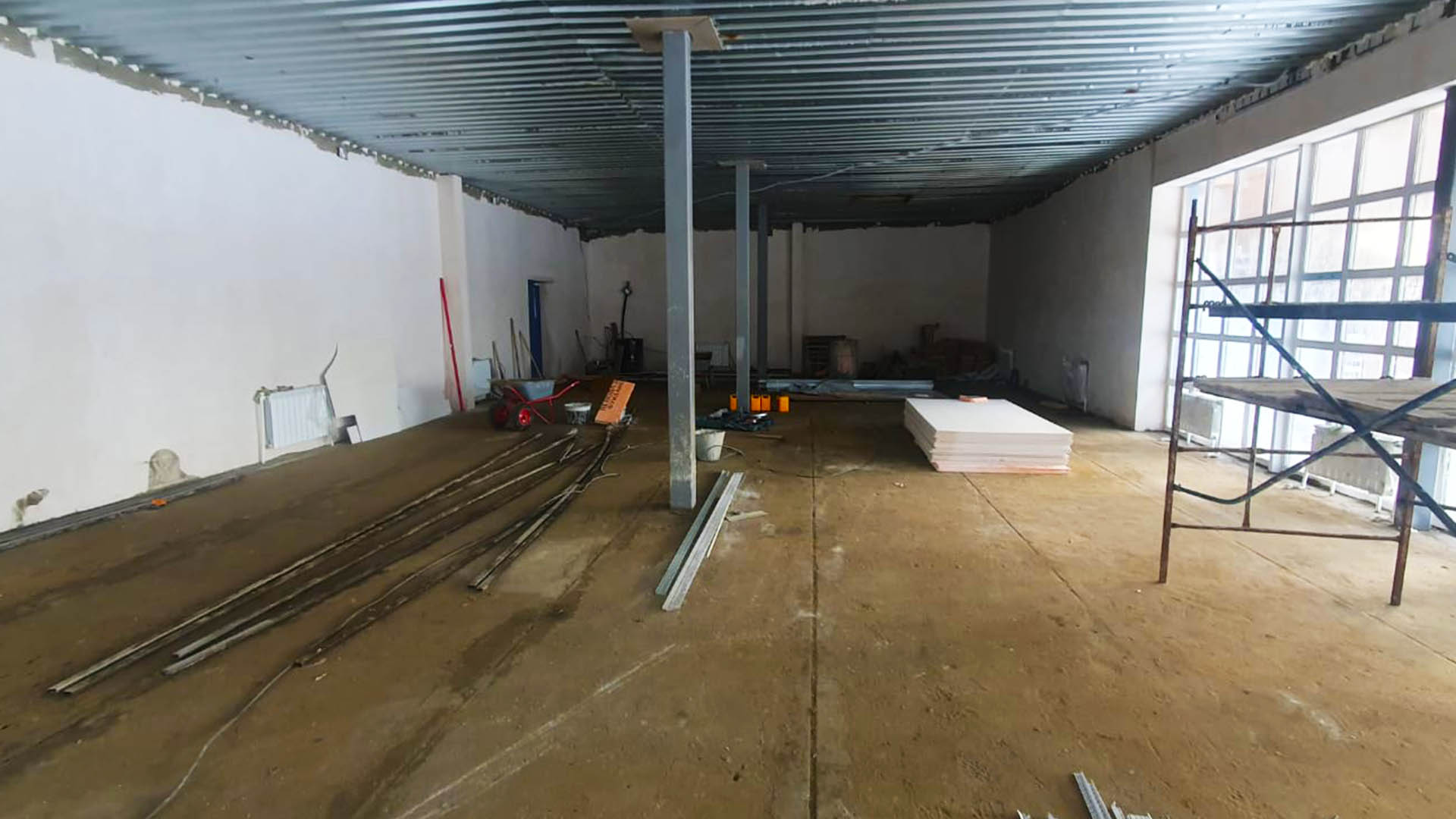 Устройство космической интерактивной комнаты "Марсель" в павильоне парка "Майский", г.Первомайск