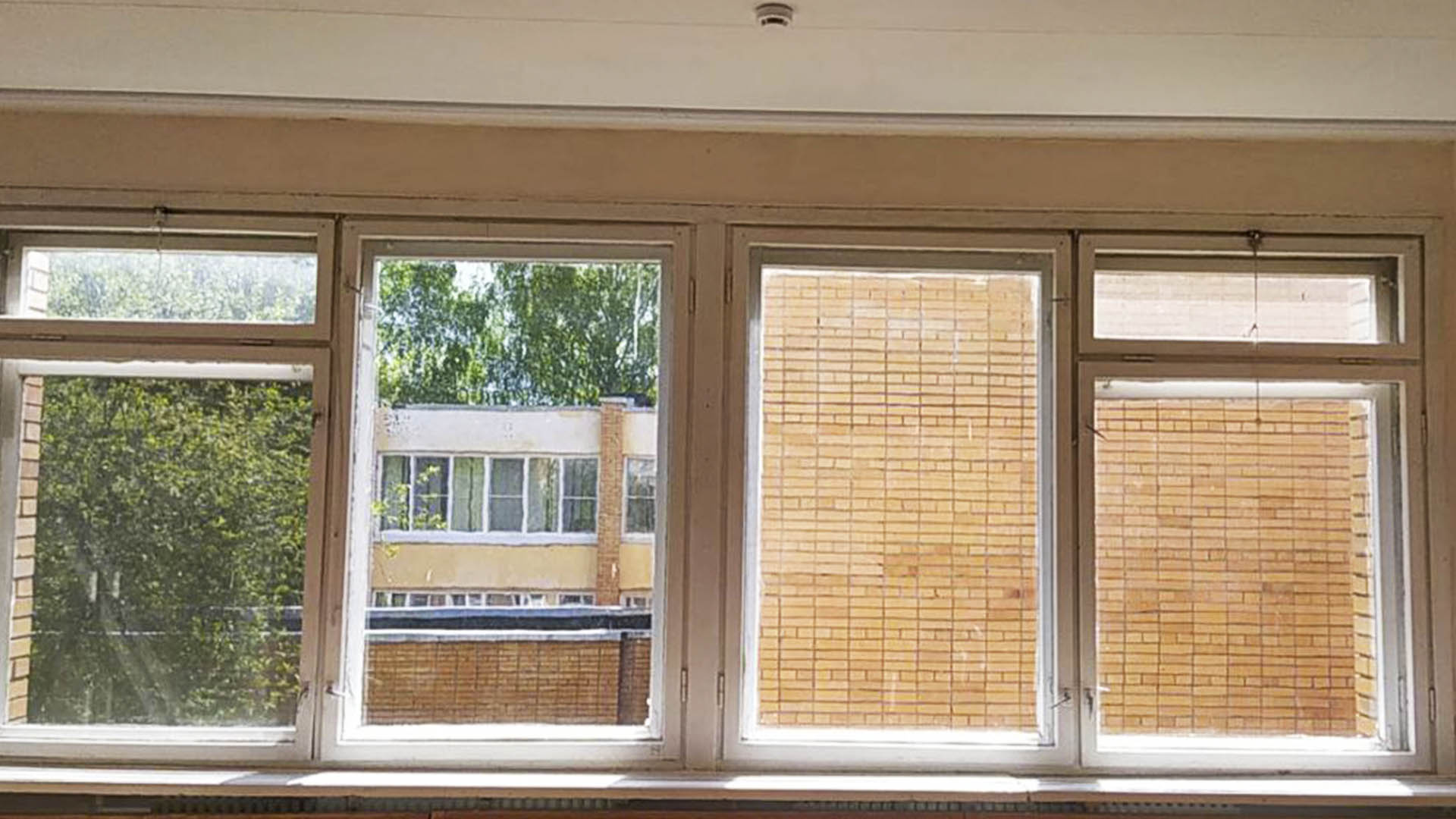 Замена оконных блоков в помещениях МБДОУ "Детского сада №42", г.Саров