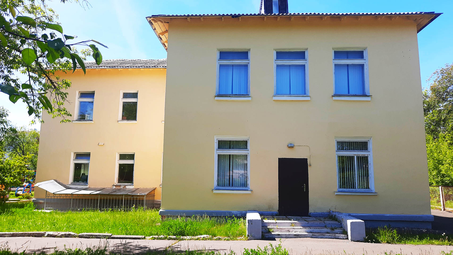 Замена оконных блоков в помещениях МБДОУ "Детского сада №9", г.Саров