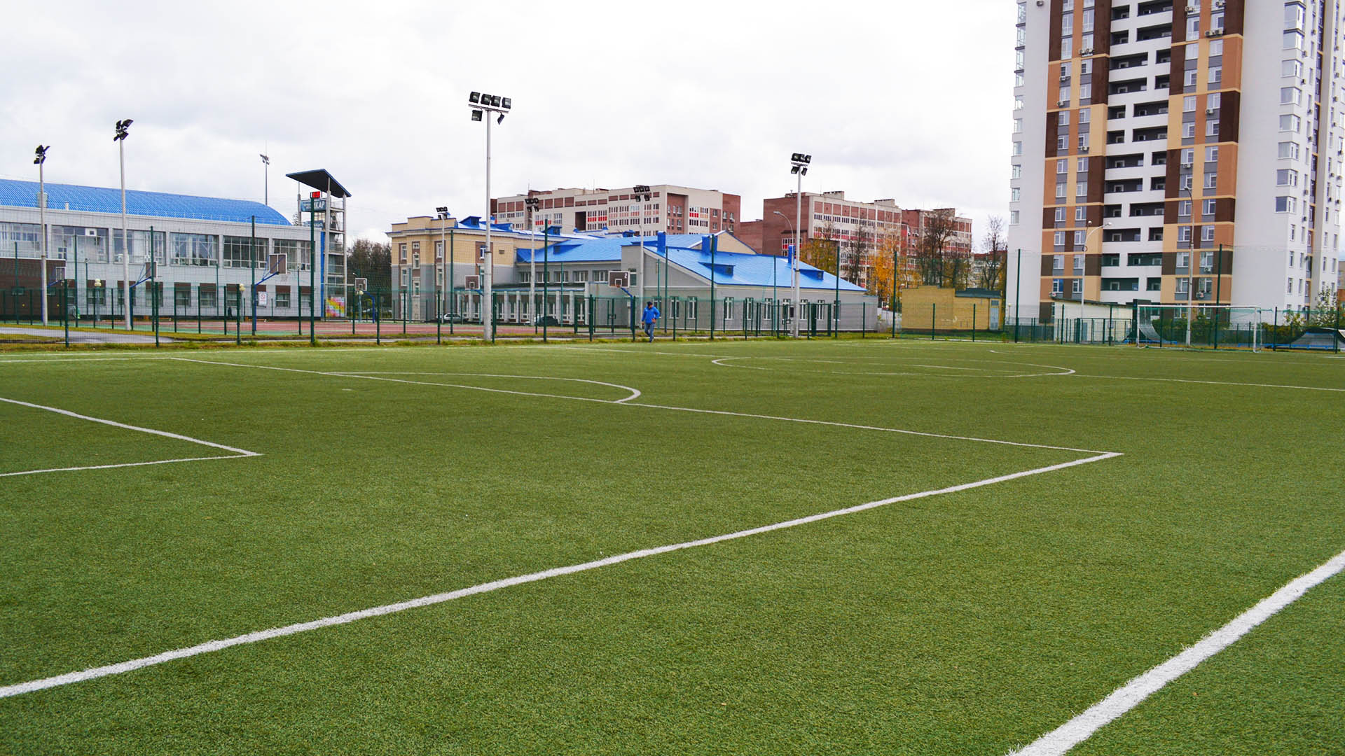 Ремонт футбольного поля на территории МБУДО "Спортивная школа "Икар", г.Сарова