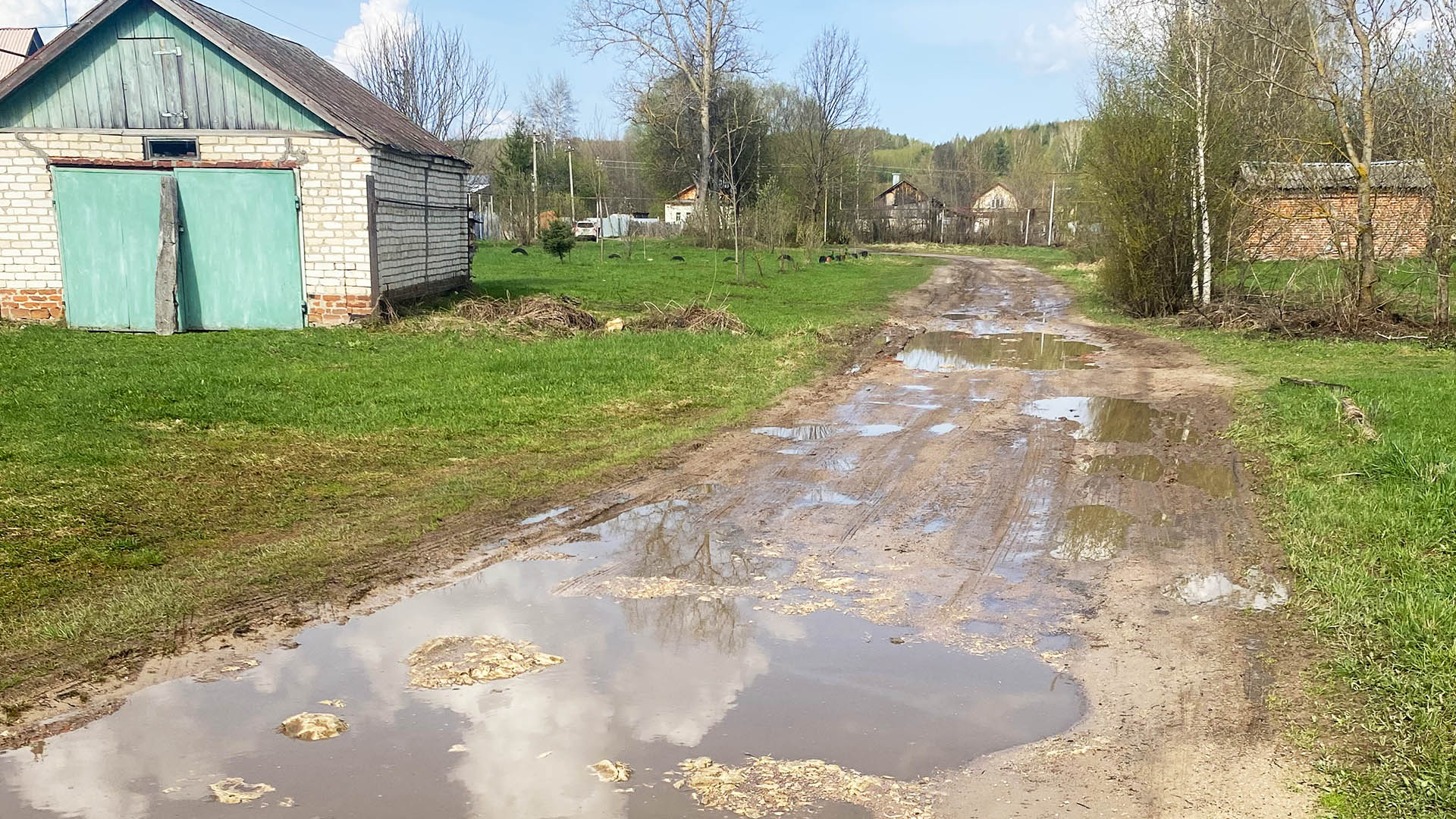Ремонт участка дороги от Ключищи-Шилово до ул.Кирова, д.72, д.Сухоблюдное