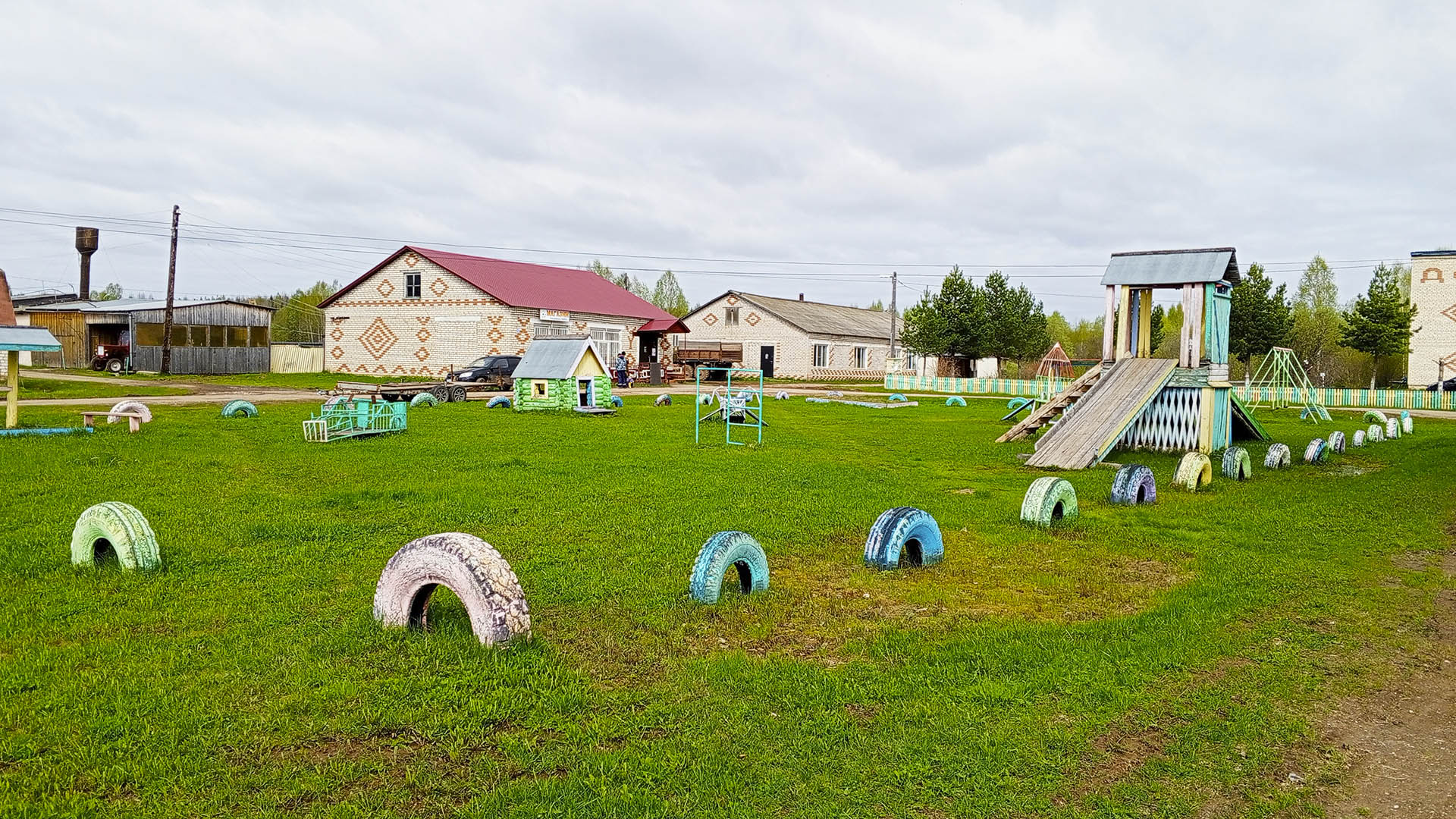 Устройство детской площадки, д.Гагаринское