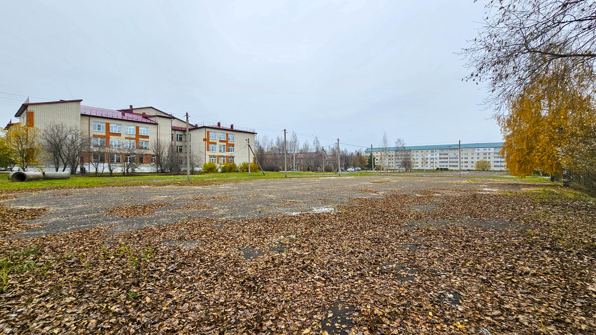 Устройство детского городка "Юный пешеход" на ул.Индустриальная, д.12а, в г.Урень