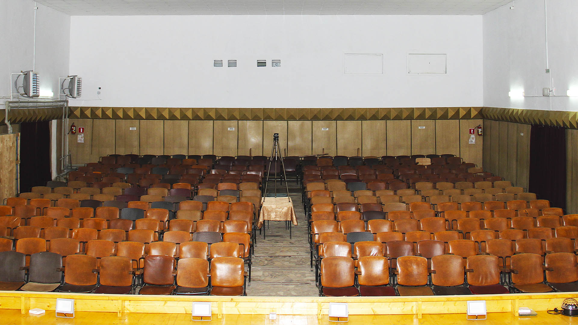 Ремонт зрительного зала Дома культуры,
с.Филинское