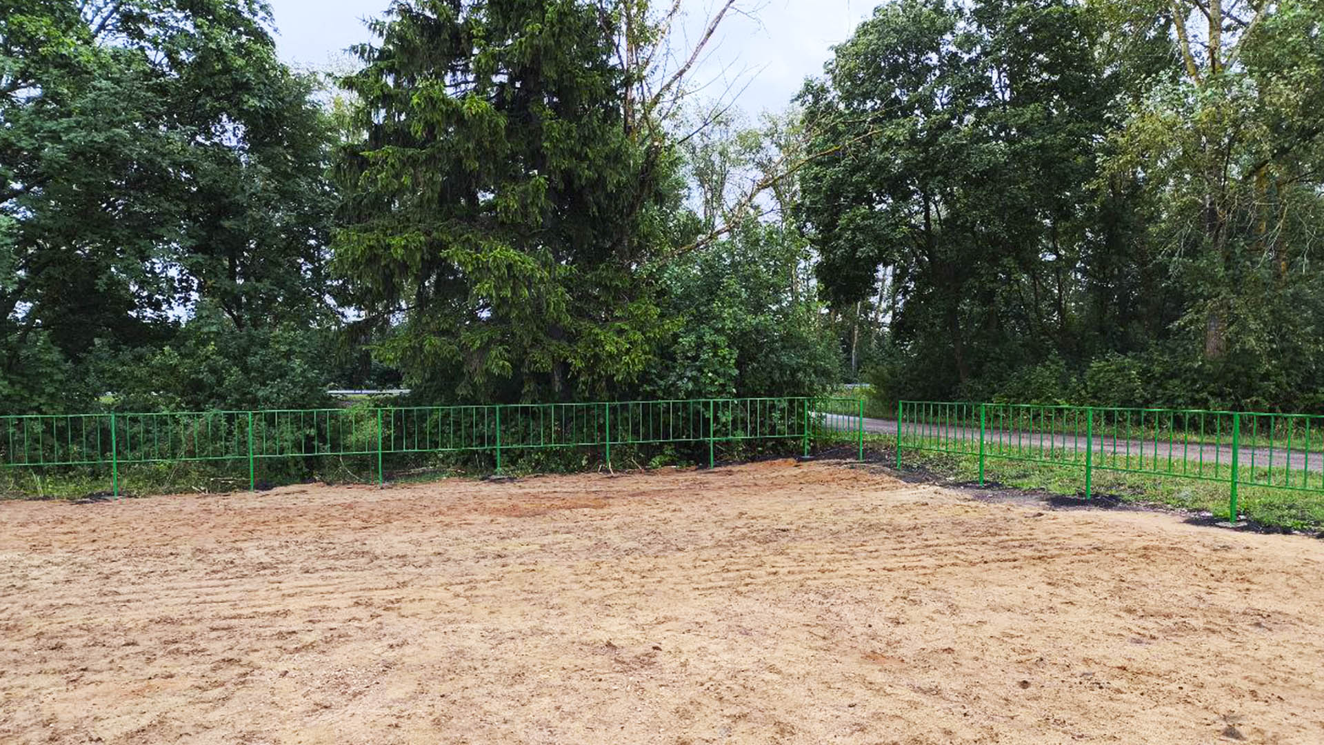 Ремонт универсальной детской площадки на ул.Терехина, д.28, с.Гагино