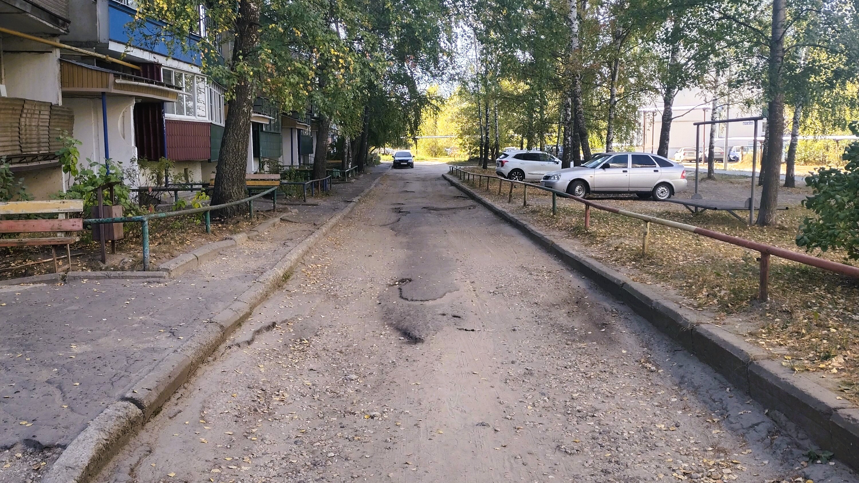 Ремонт дворовой территории мкр.Дружба д.28,  с.п.Дружба