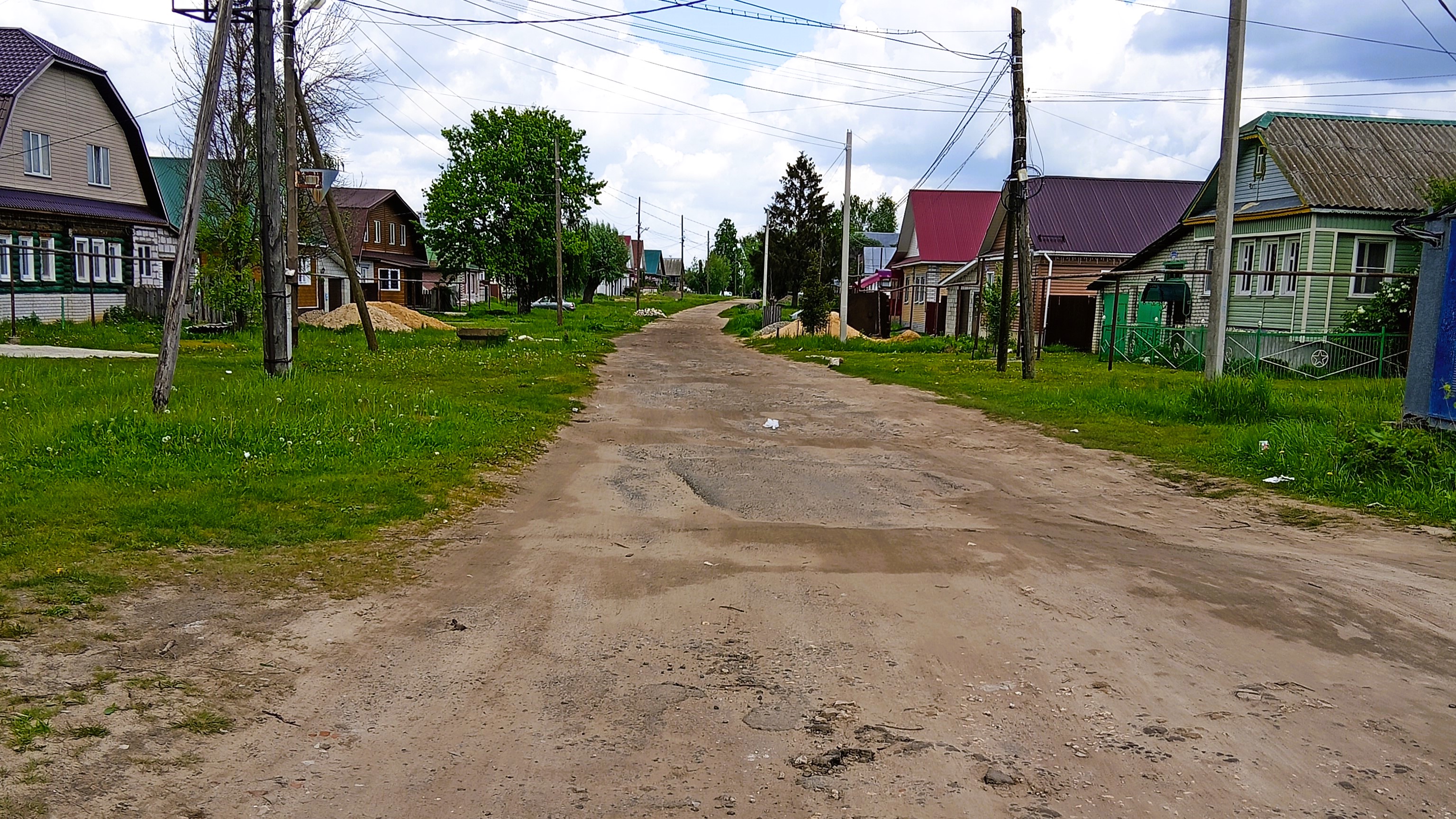 Ремонт дорог по ул.Школьная д.2 - д.6, д.66 - д.112, ул.Октябрьская д.134 - д.172, р.п.Досчатое